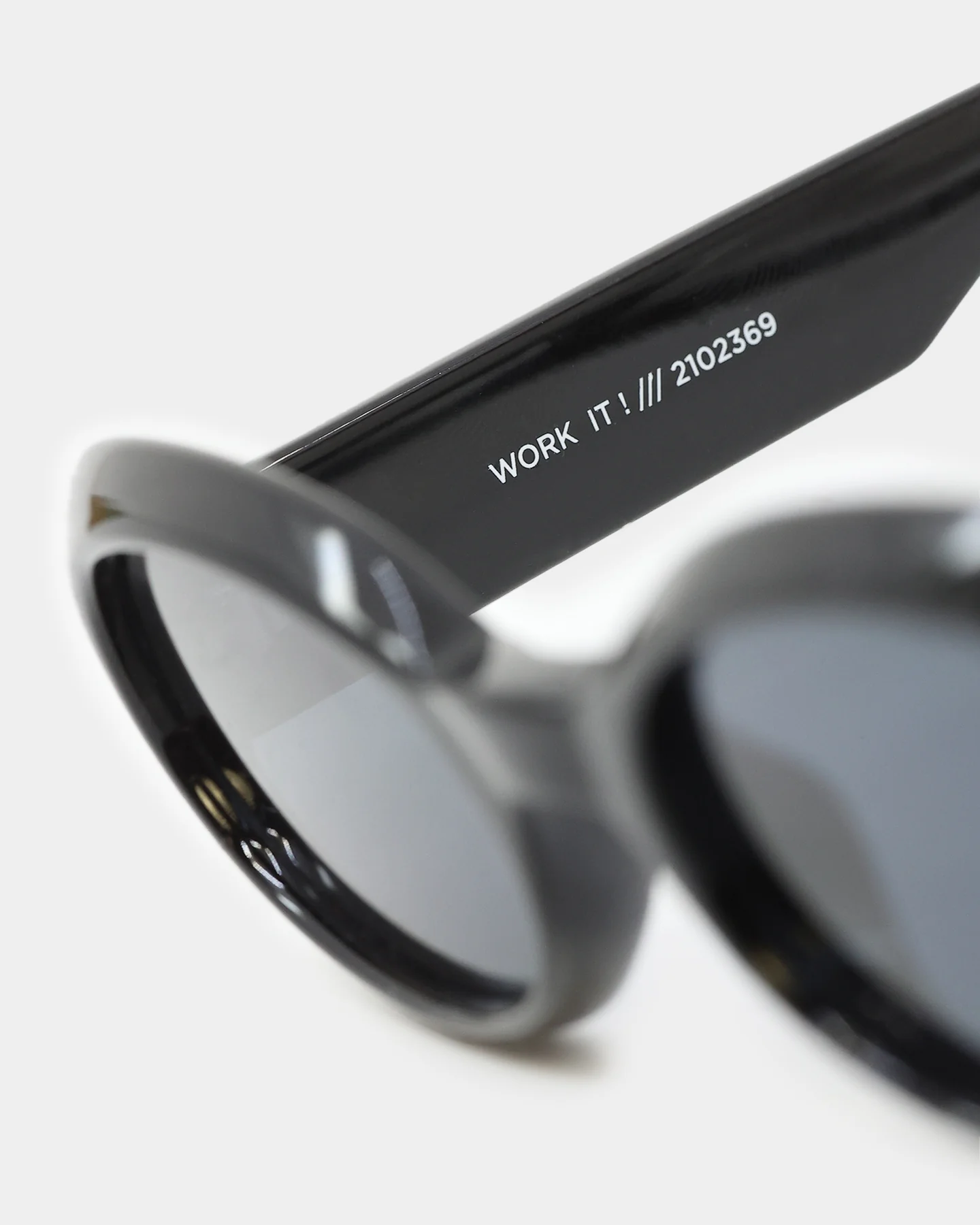 Le Specs Work It! Sunglasses Black - Image 7