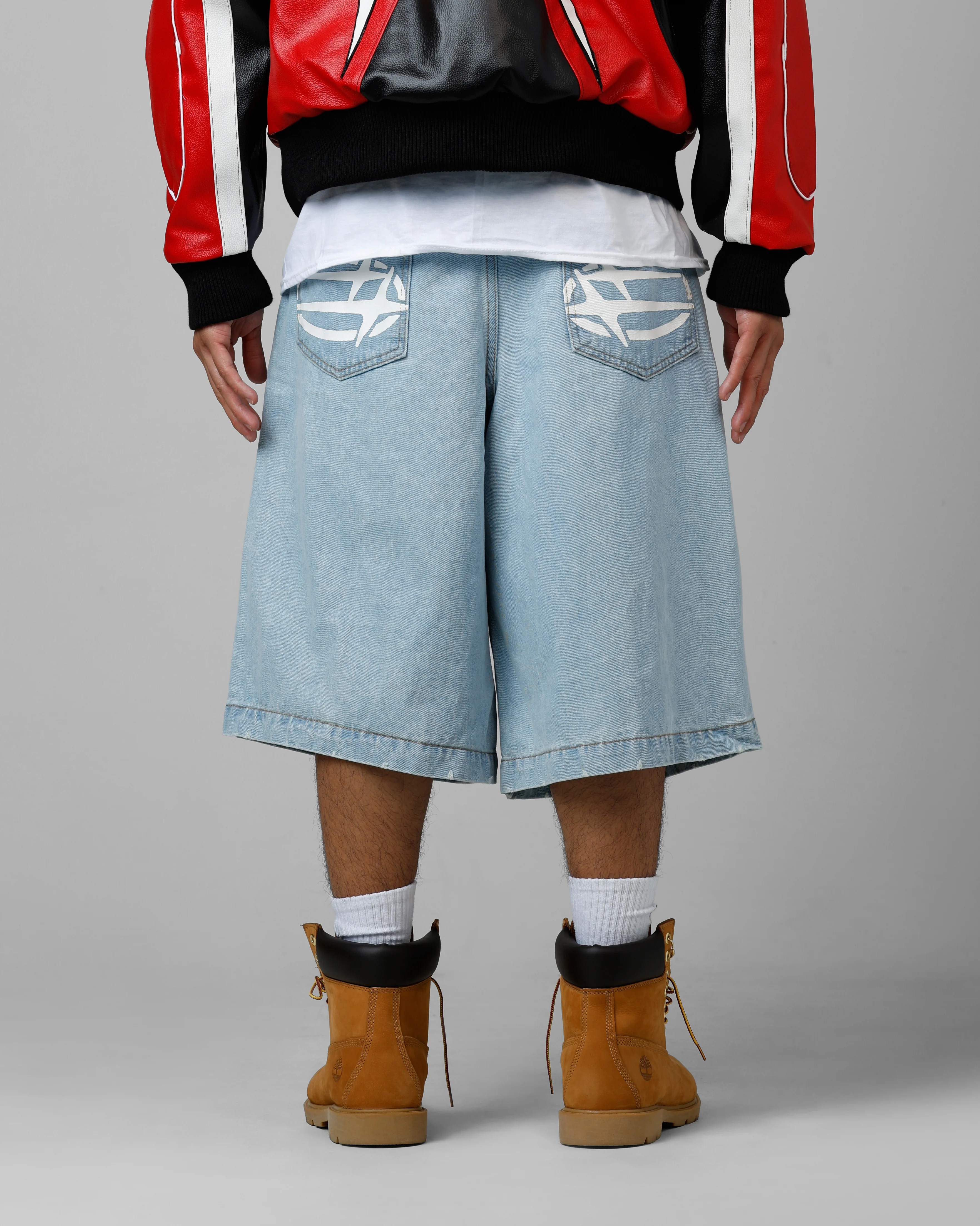 Loiter 3 Quarter Shorts Light Wash - Image 5