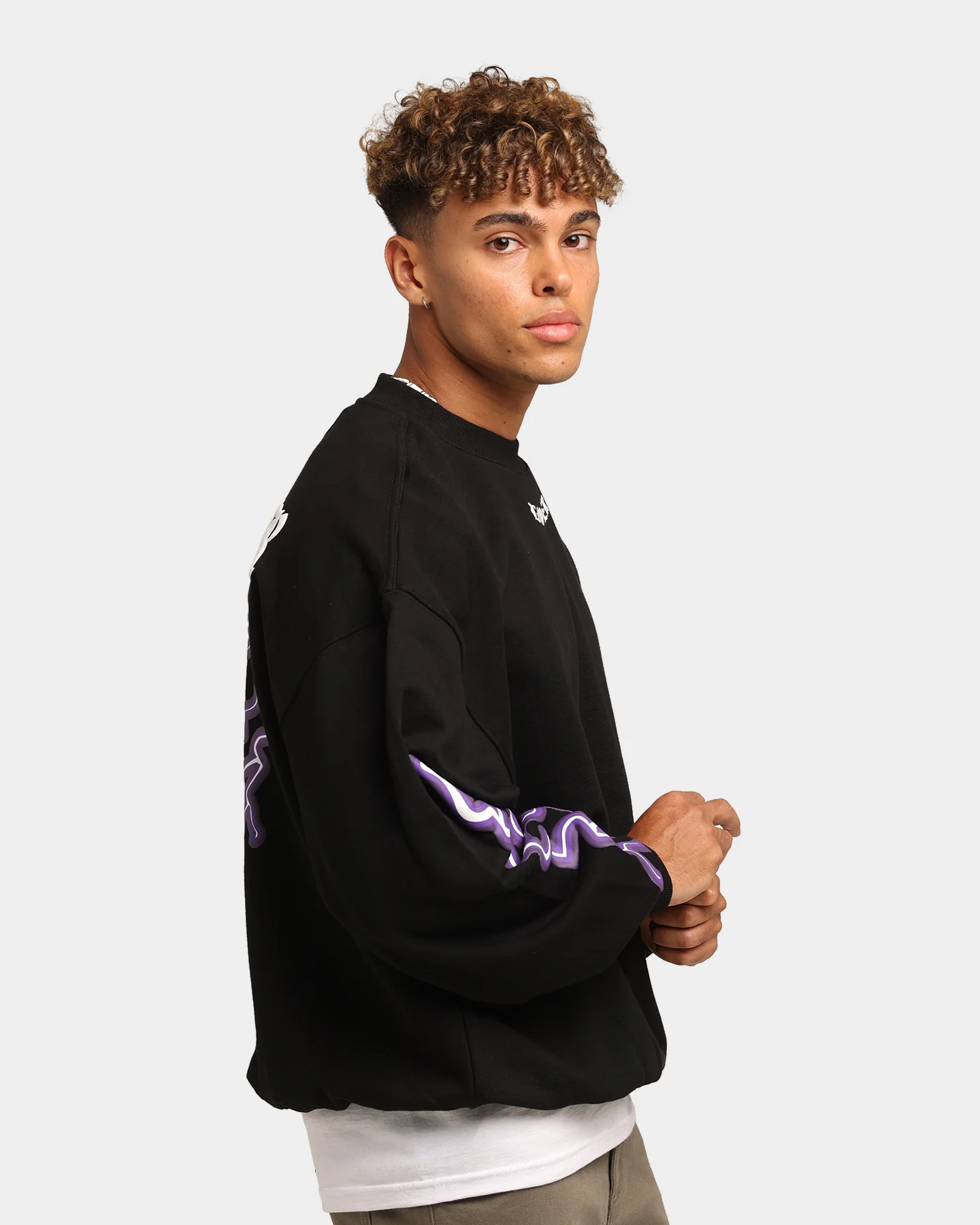 Loiter Born Of Pain Crewneck Black - Image 5