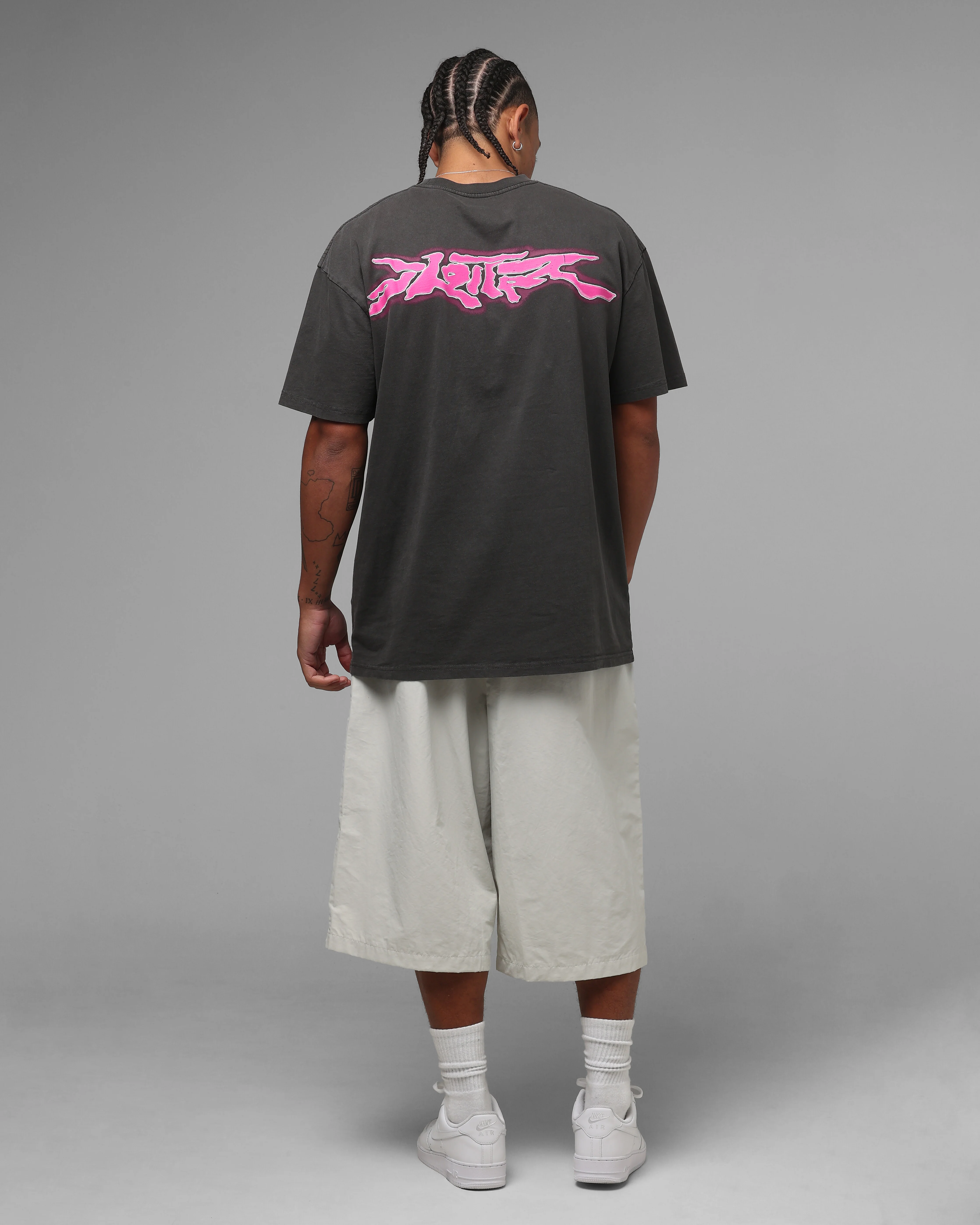 Loiter Cyber Logo T-Shirt Vintage Black - Image 3