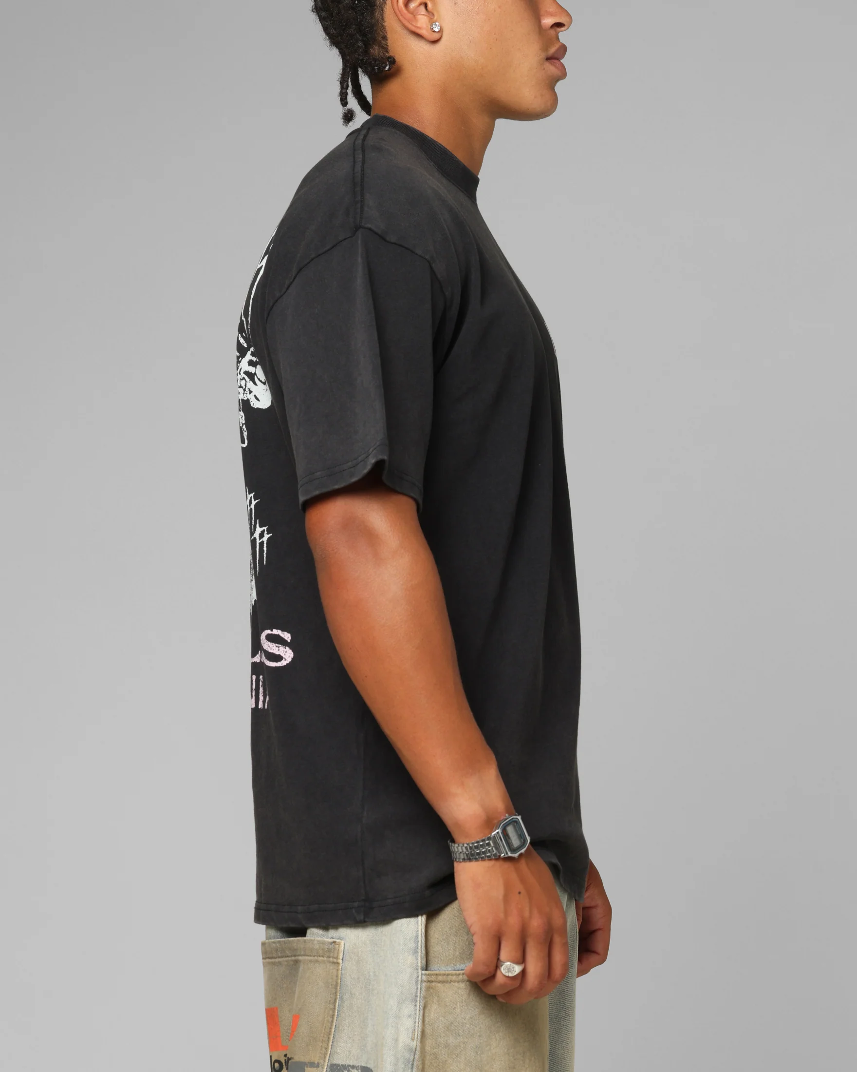 Loiter Dustborn T-Shirt Black Acidwash - Image 5