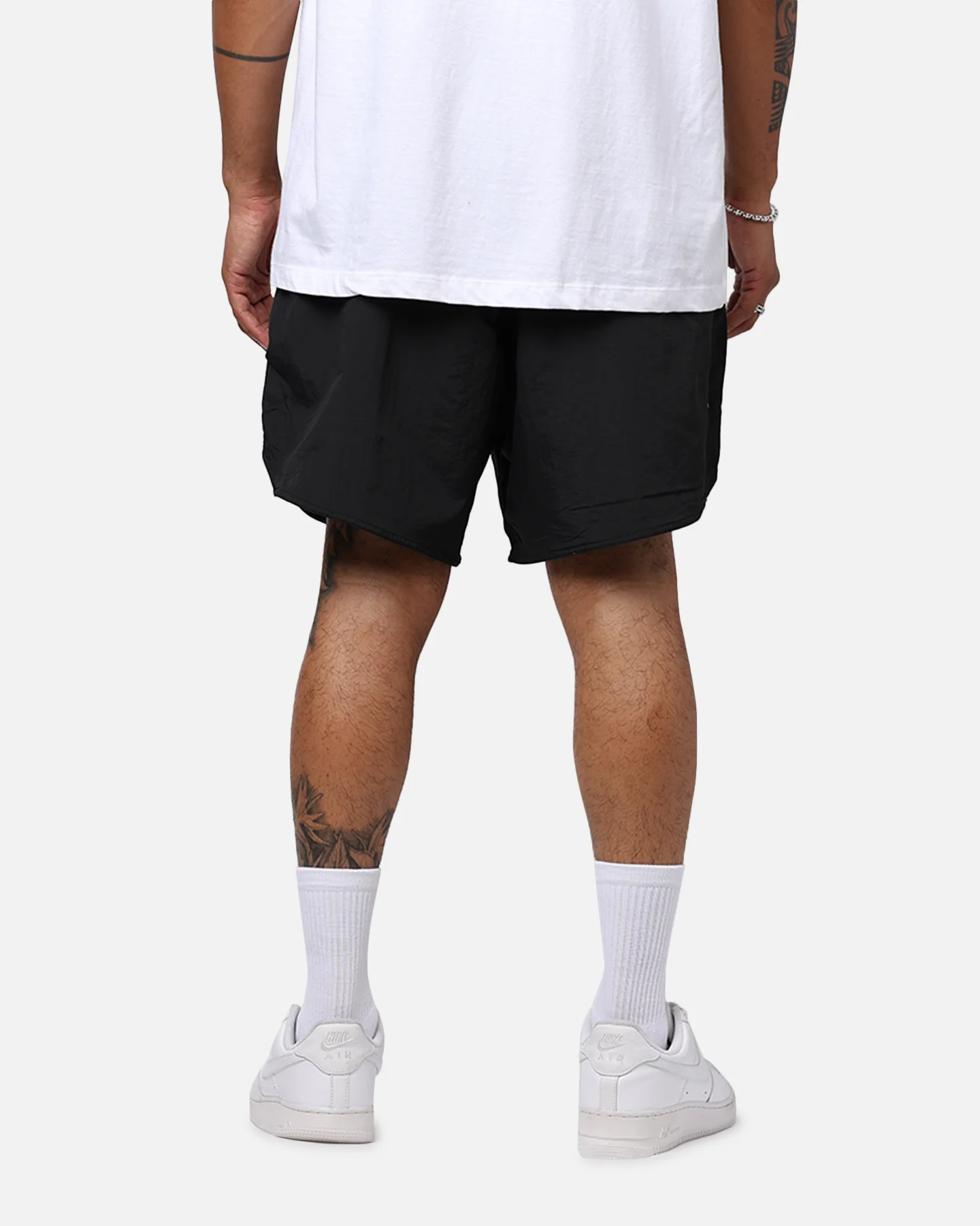Loiter Flowerbed Walk Shorts Black - Image 4
