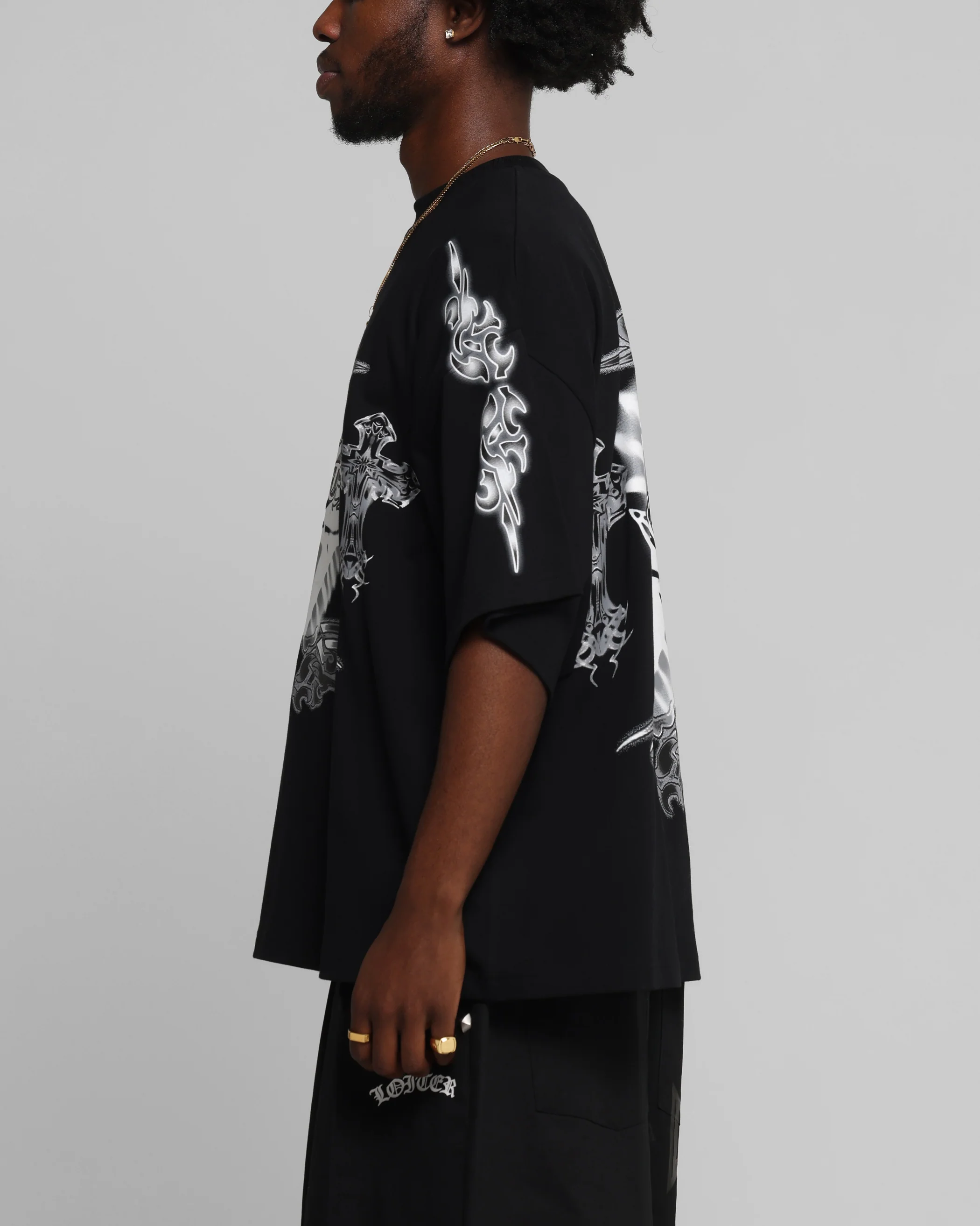 Loiter Hearts T-Shirt Black - Image 6