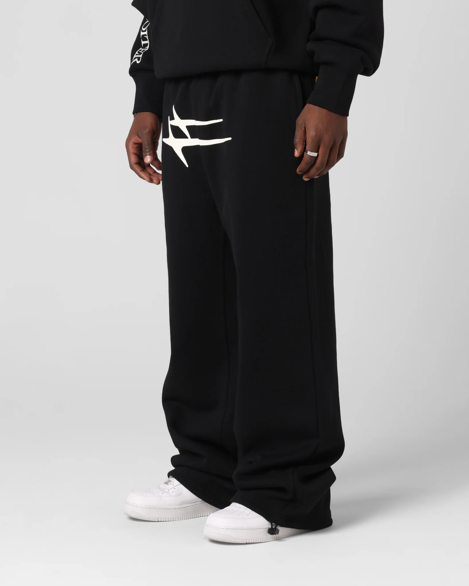 Loiter Hybrid Sweatpants Black - Image 5