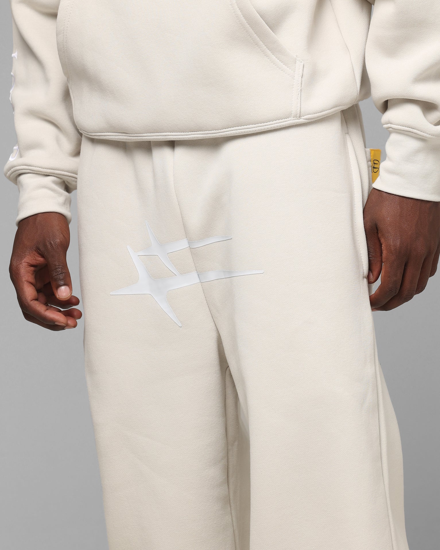 Loiter Hybrid Sweatpants Stone - Image 3