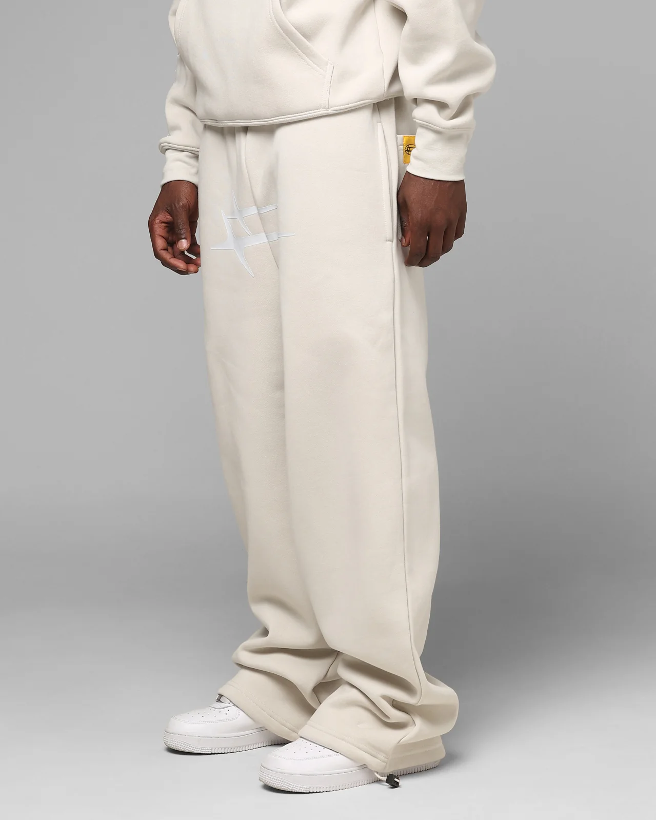 Loiter Hybrid Sweatpants Stone - Image 6