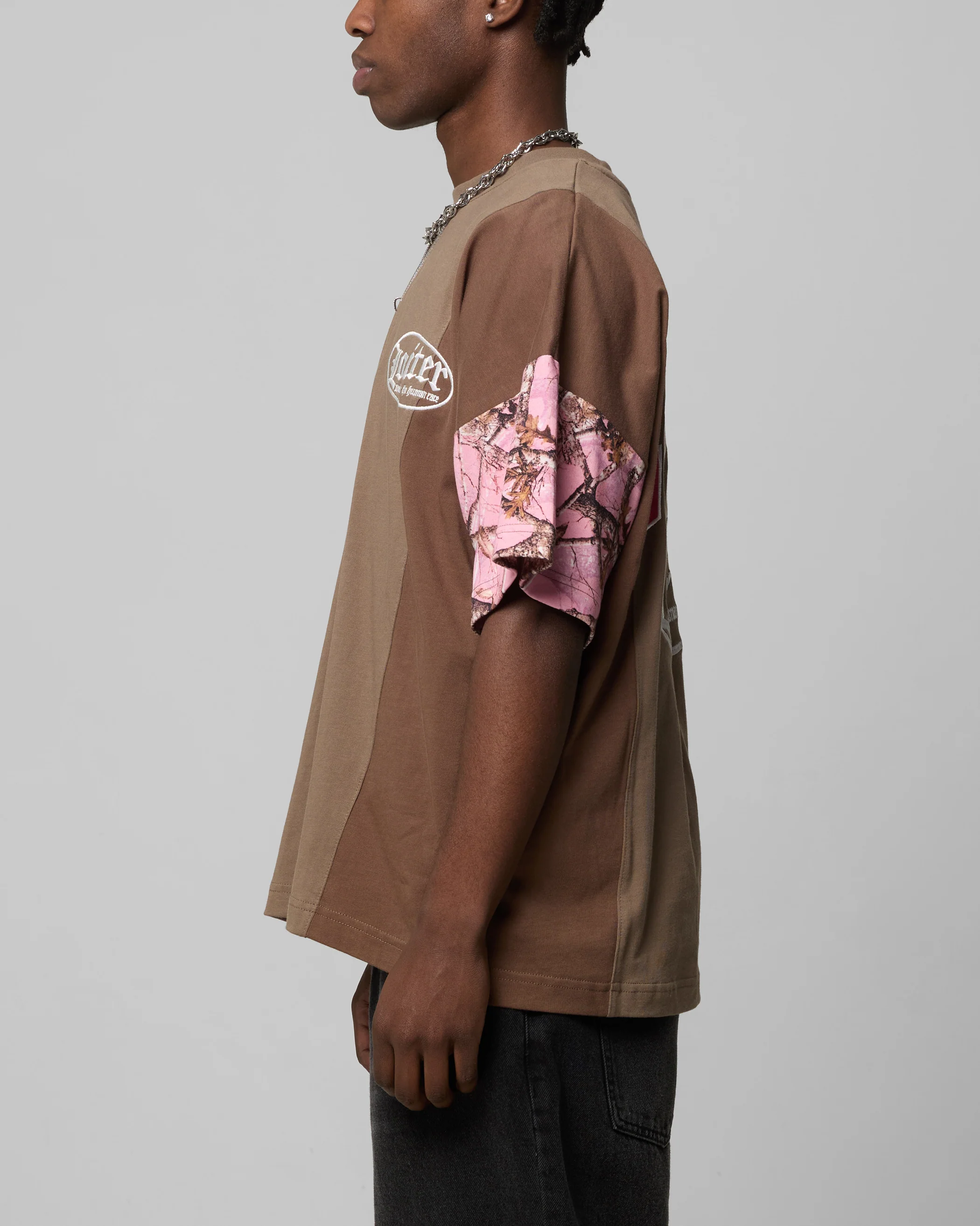 Loiter Splinter T-Shirt Pink Camo - Image 6