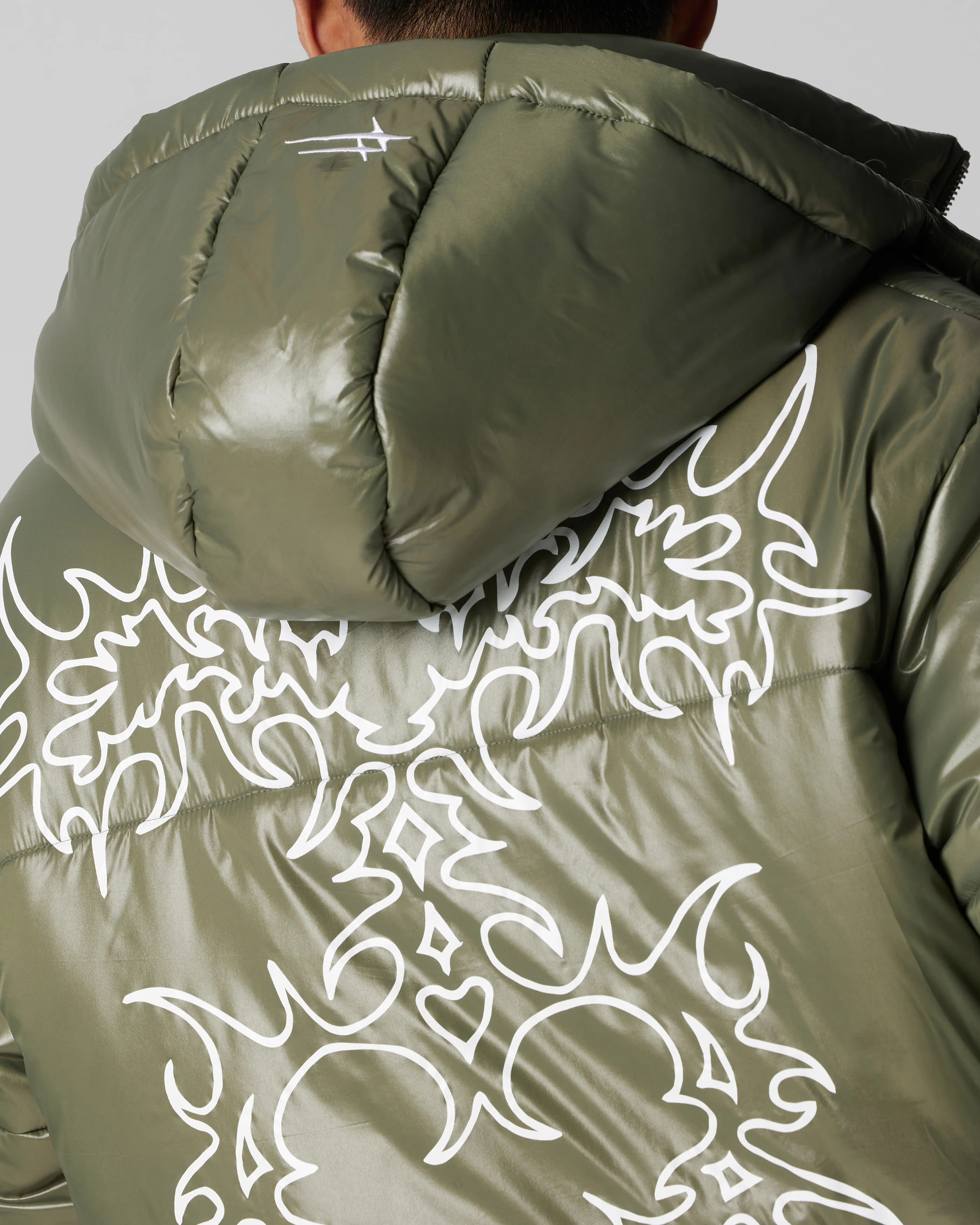 Loiter Star Born Puffer Jacket Green - Image 9