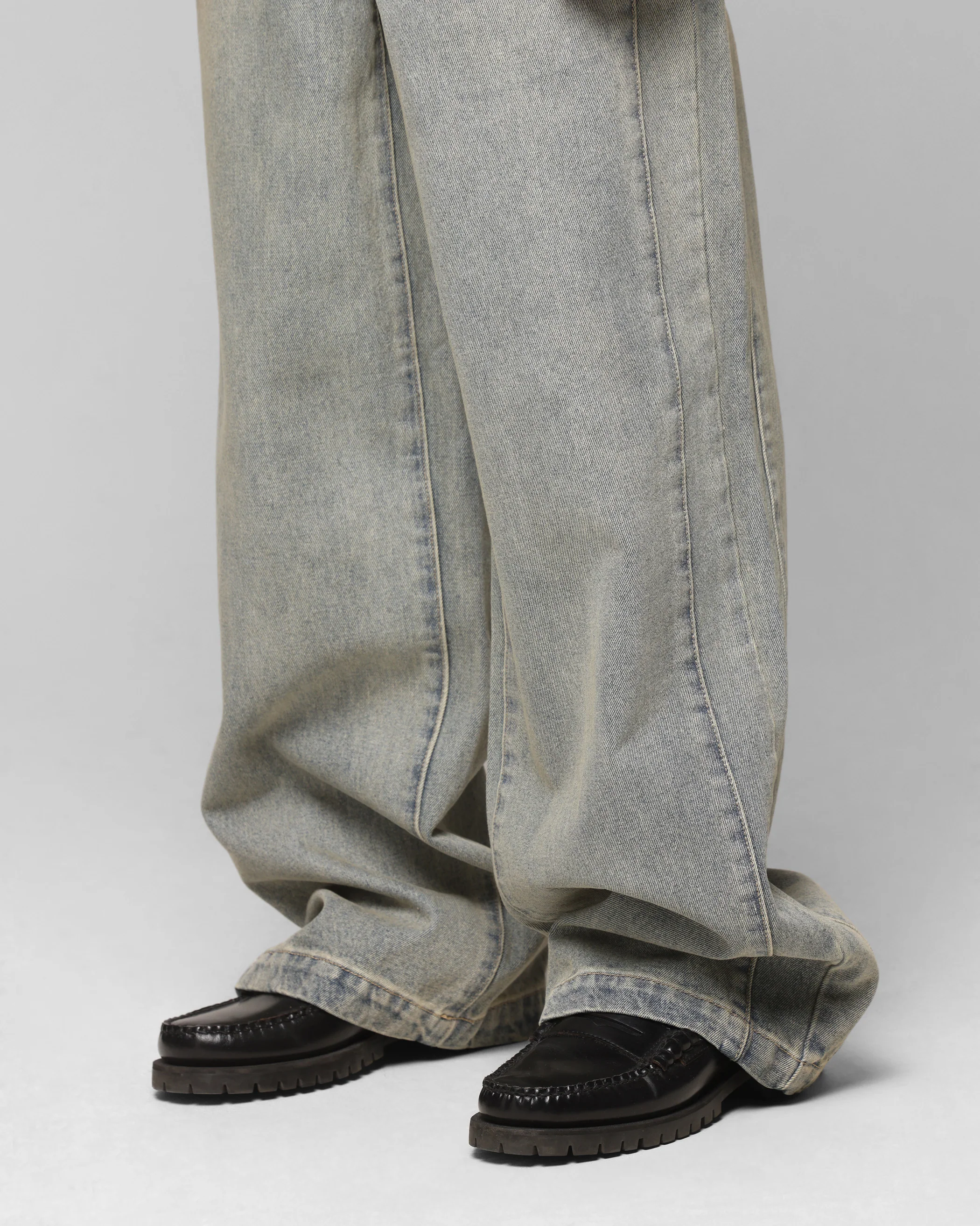 Loiter Star Walker Wide Leg Jean Washed Blue - Image 4