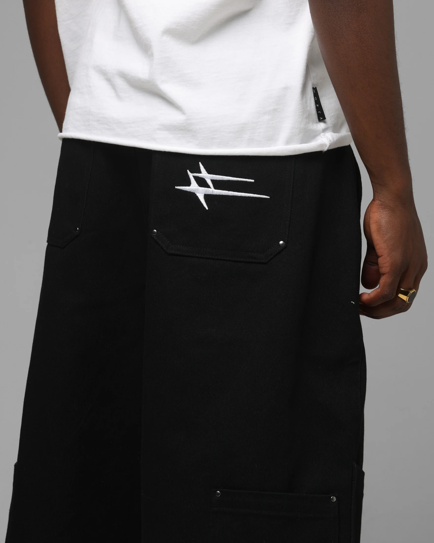 Loiter Utility Cargo Shorts Black - Image 4