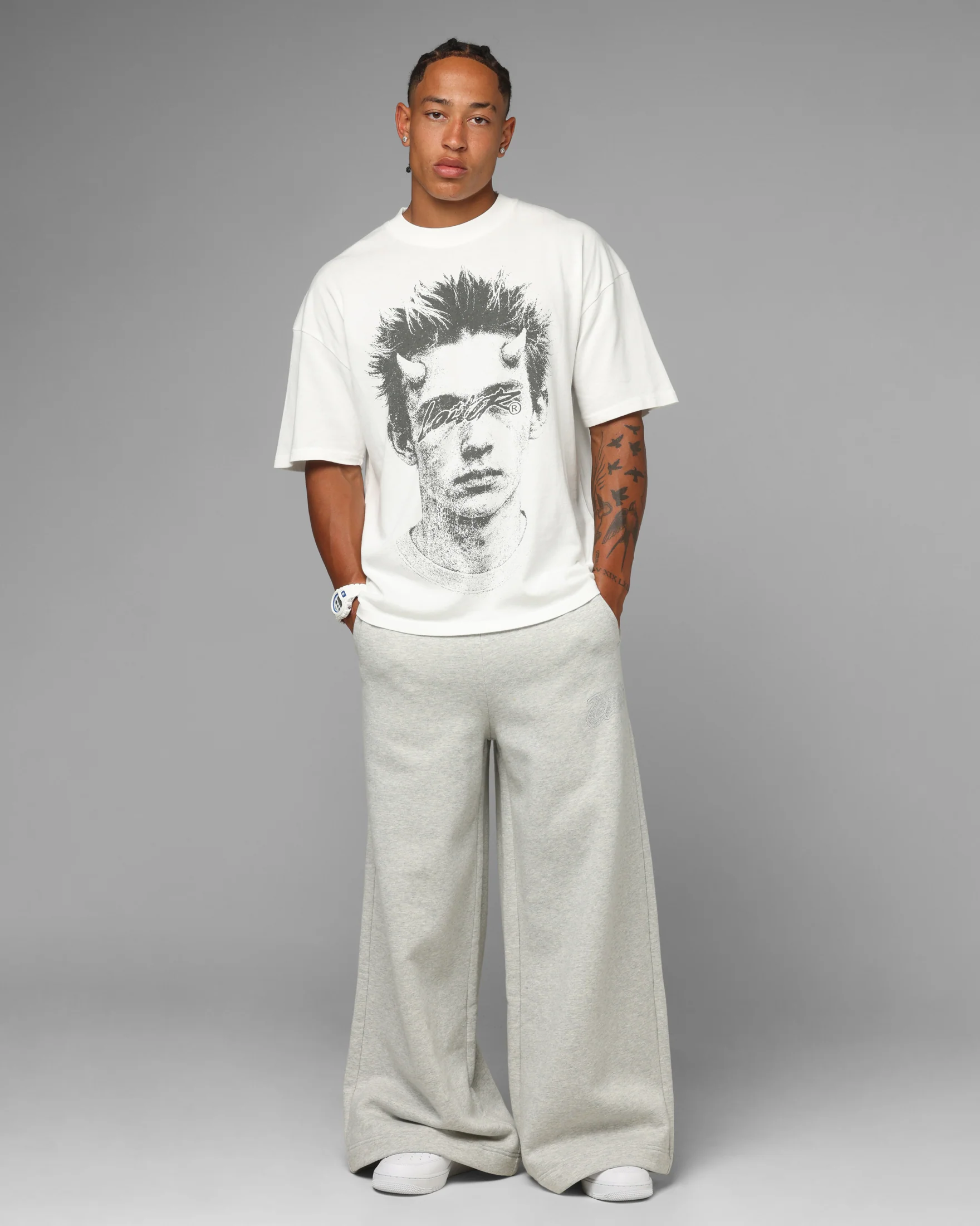 Loiter Weezy Ultra Wide Sweatpants Grey - Image 2