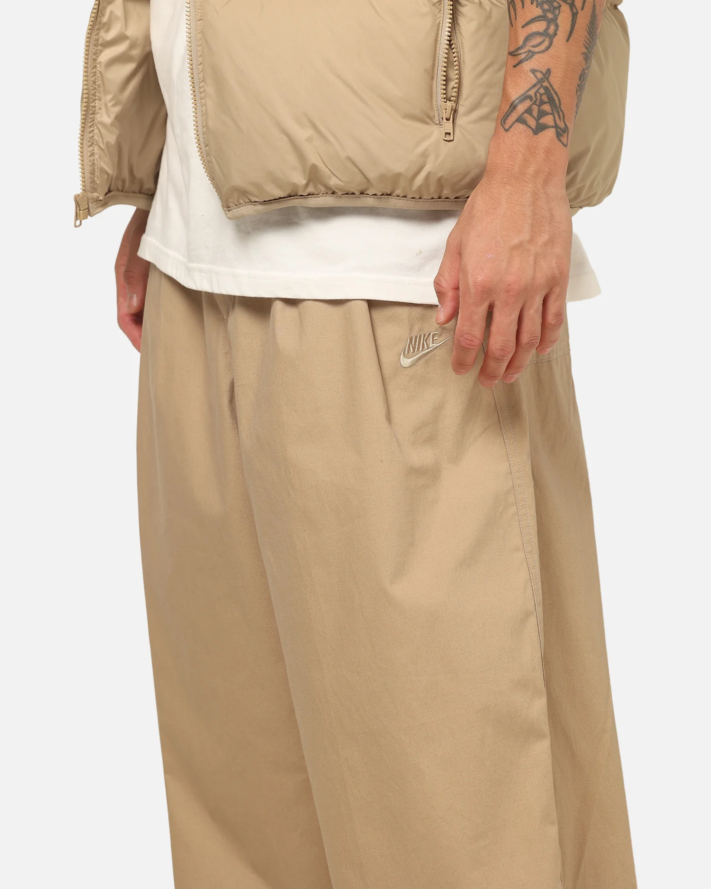 Nike Club Balloon Pants Beige - Image 3