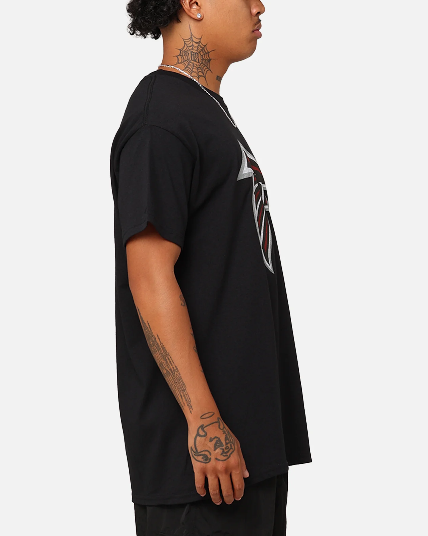 Majestic Athletic Atlanta Falcons Team Crest T-Shirt Black - Image 4