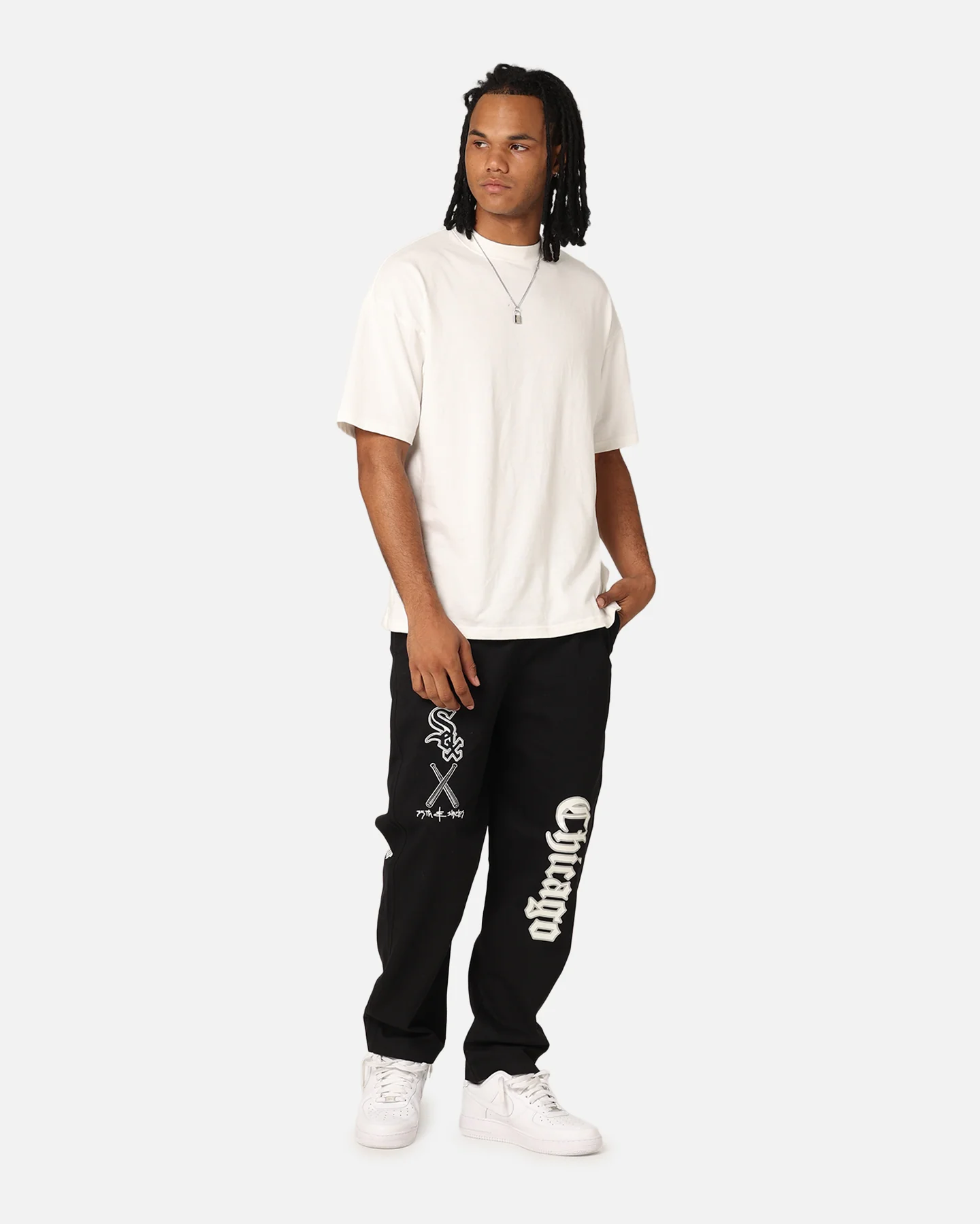 Majestic Athletic Chicago White Sox City Cargo Pants Faded Black - Image 2