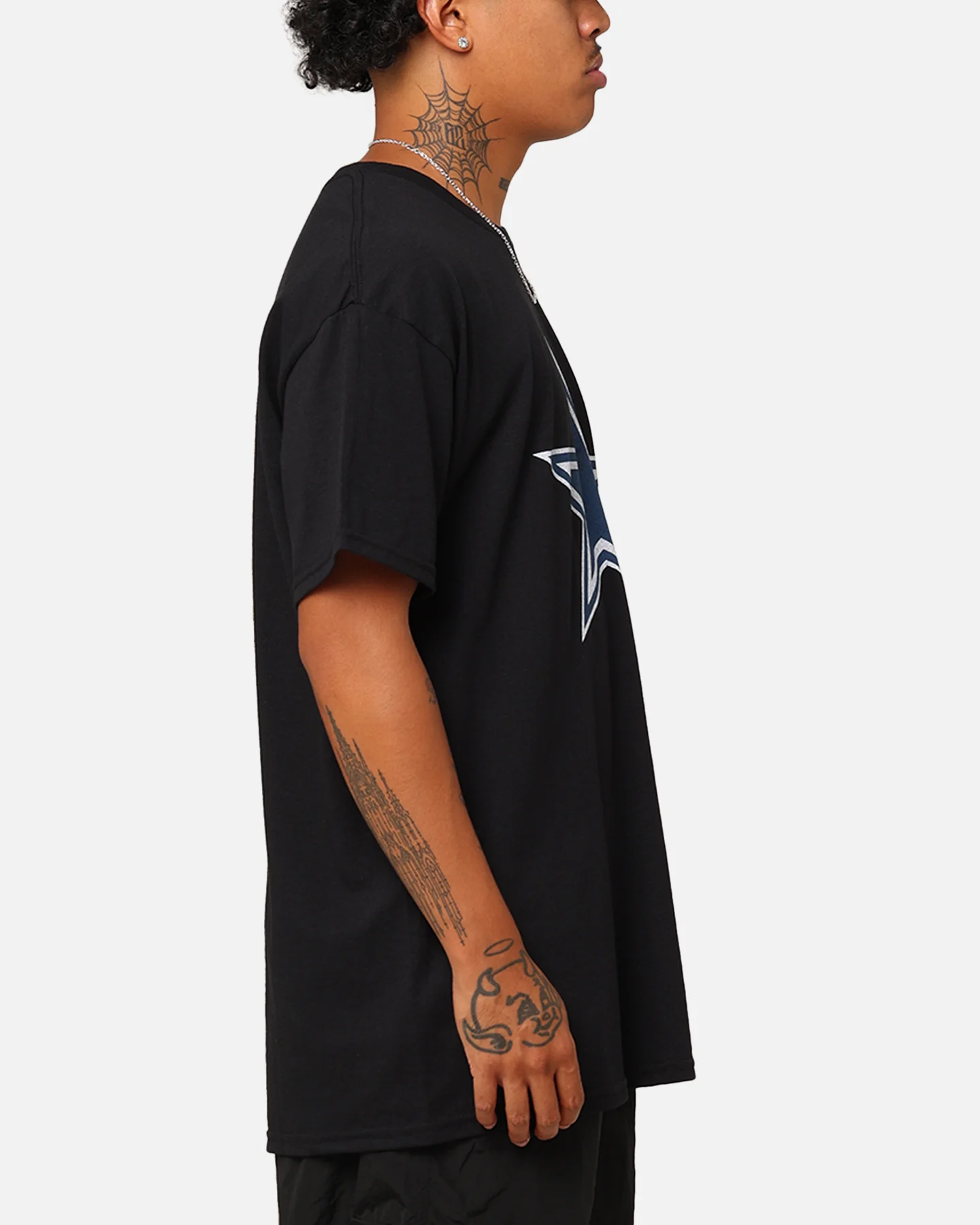Majestic Athletic Dallas Cowboys Team Crest T-Shirt Black - Image 4