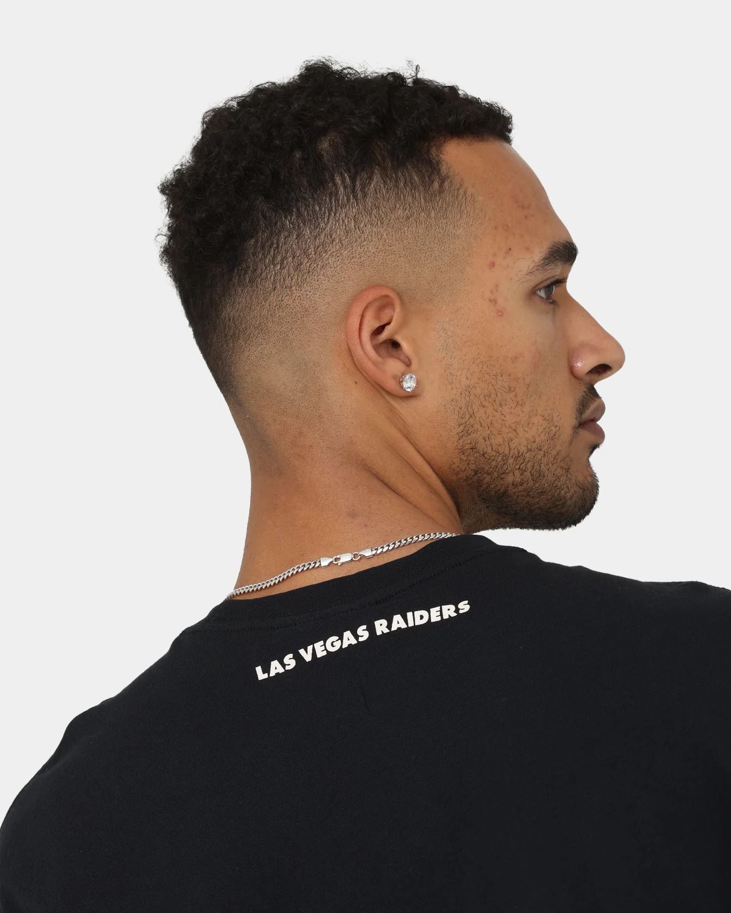 Majestic Athletic Las Vegas Raiders Champion Arch Stripe Oversized T-Shirt Faded Black - Image 7