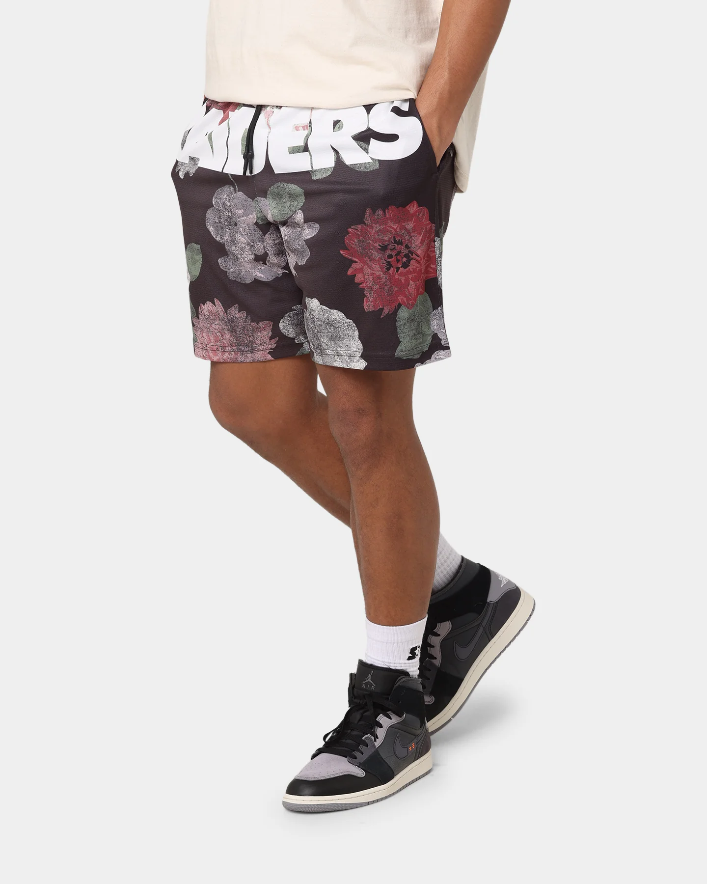 Majestic Athletic Las Vegas Raiders Digi Floral Camo Shorts Faded Black - Image 6