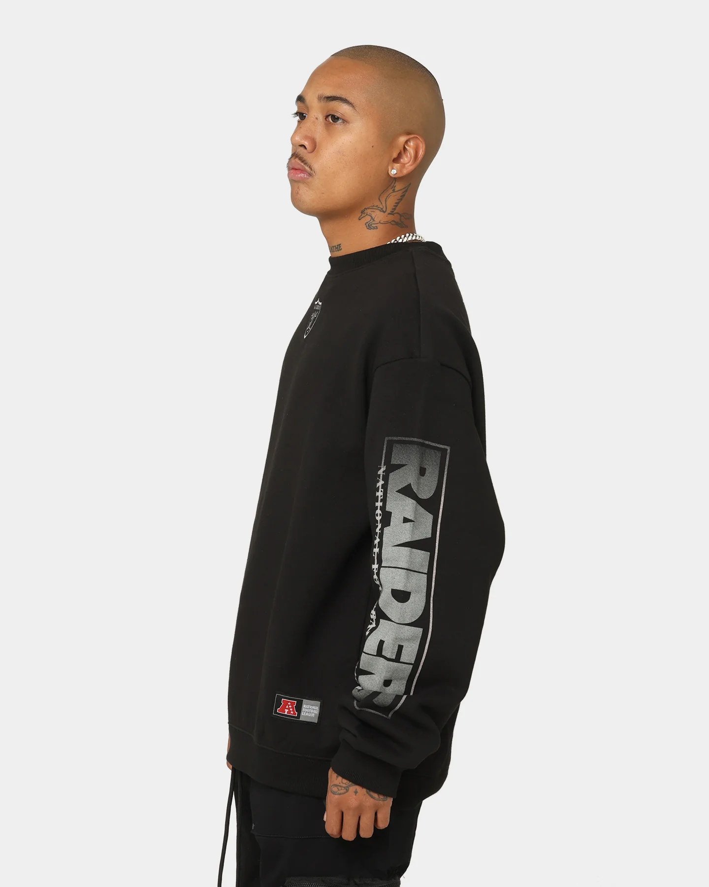 Majestic Athletic Las Vegas Raiders Graphic Fade Crewneck Faded Black - Image 6
