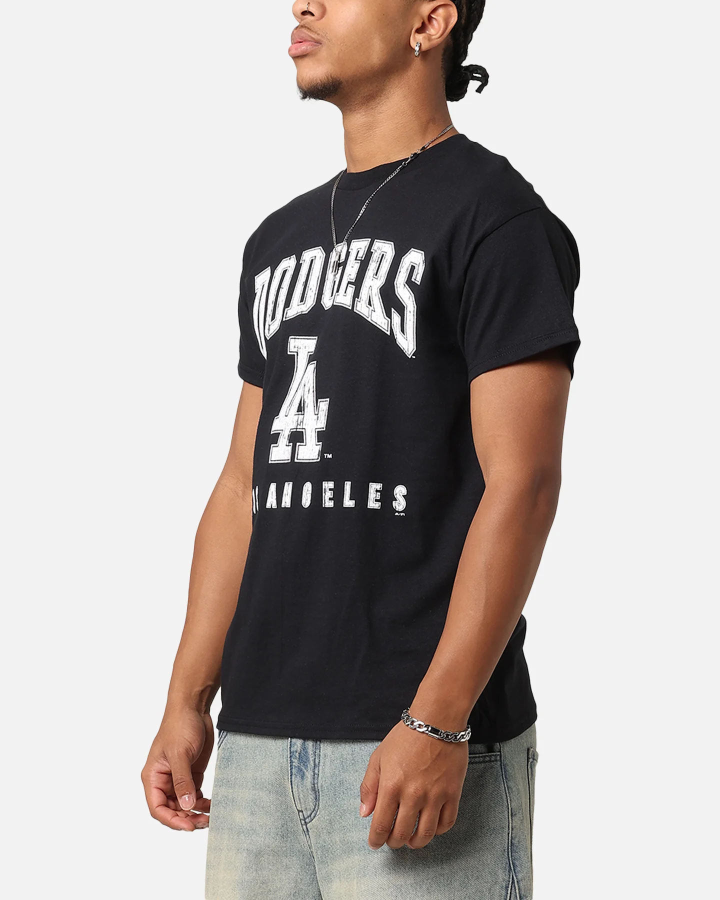 Majestic Athletic Los Angeles Dodgers Blecker Team Arch T-Shirt Black - Image 4