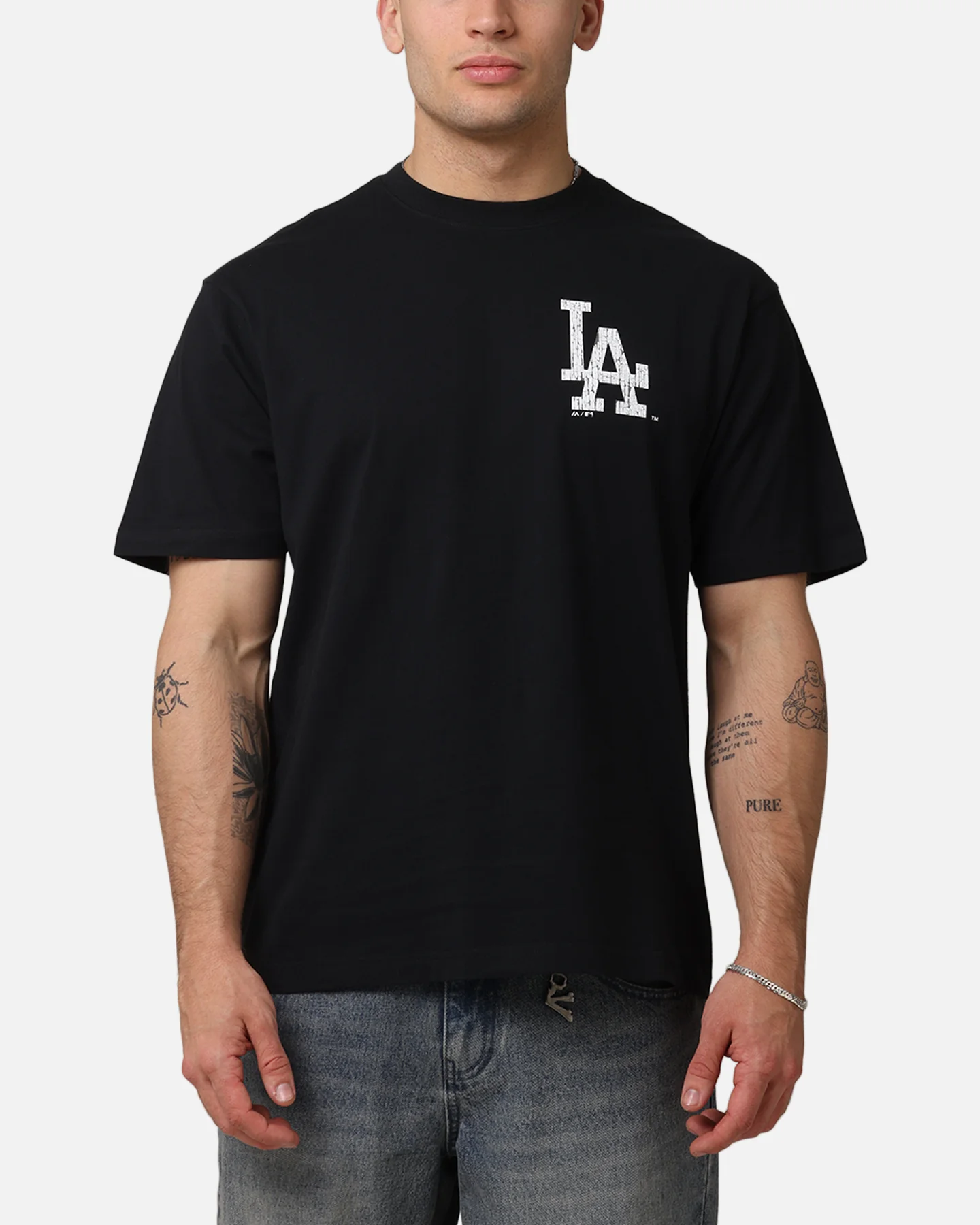 Majestic Athletic Los Angeles Dodgers Doyers Crest T-Shirt Black - Image 2