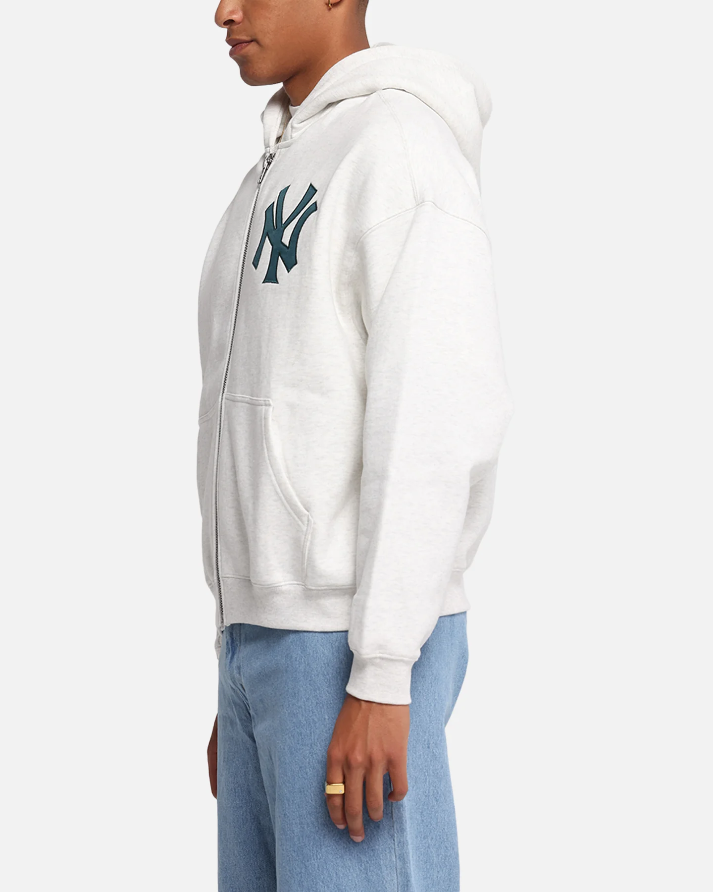 Majestic Athletic New York Yankees Arch FZ Boxy Hoodie White Marle - Image 6