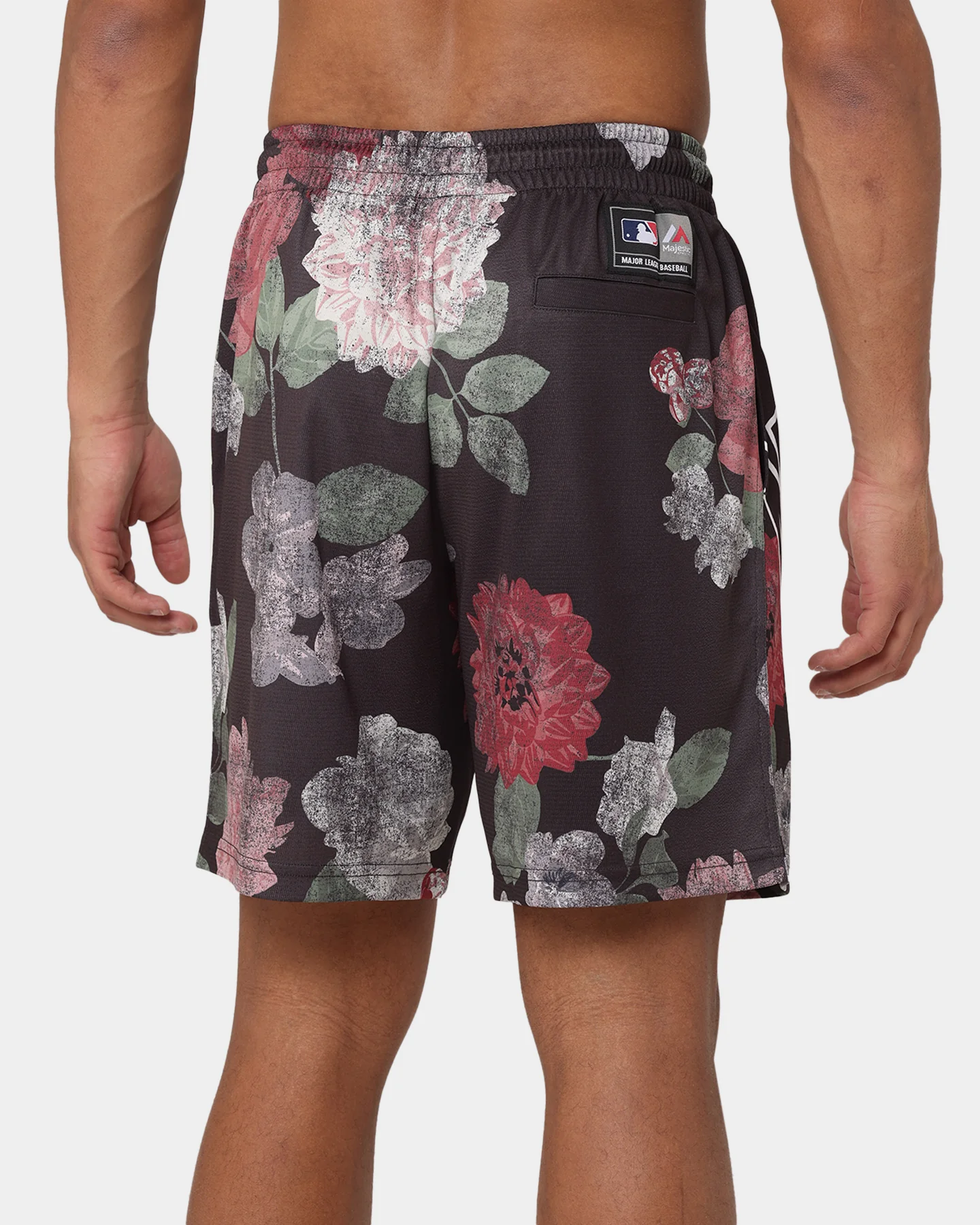 Majestic Athletic New York Yankees Digi Floral Camo Shorts Faded Black - Image 8