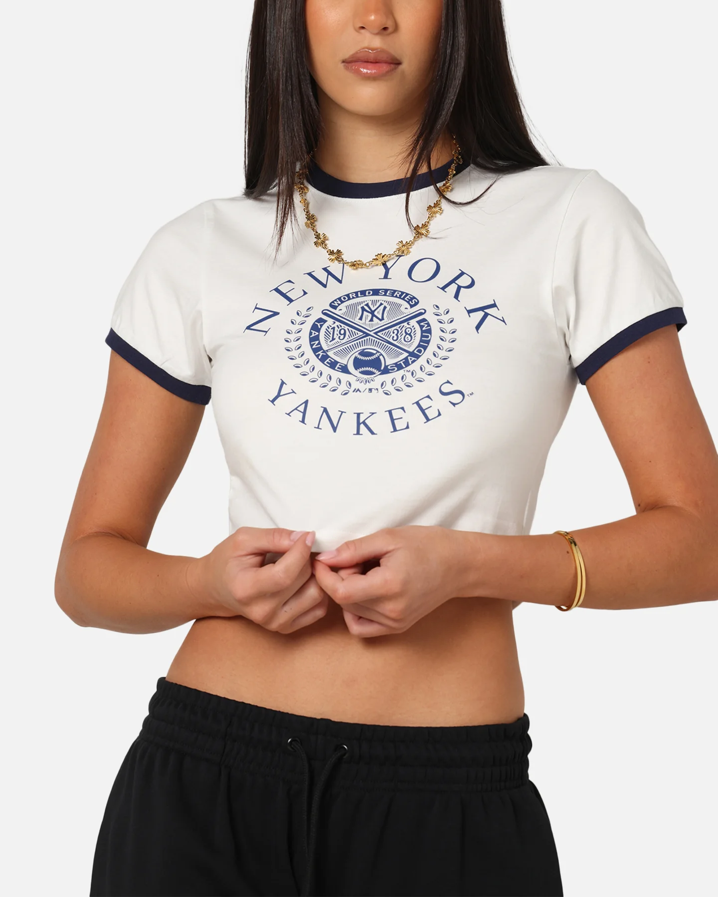 Majestic Athletic Women's New York Yankees Crest Baby T-Shirt Vintage White - Image 6
