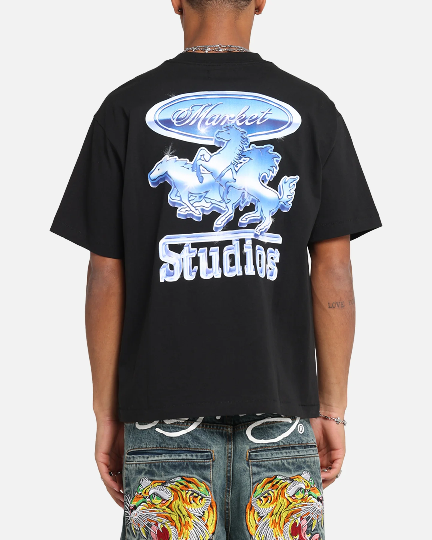 Market 5 Liter T-Shirt Black