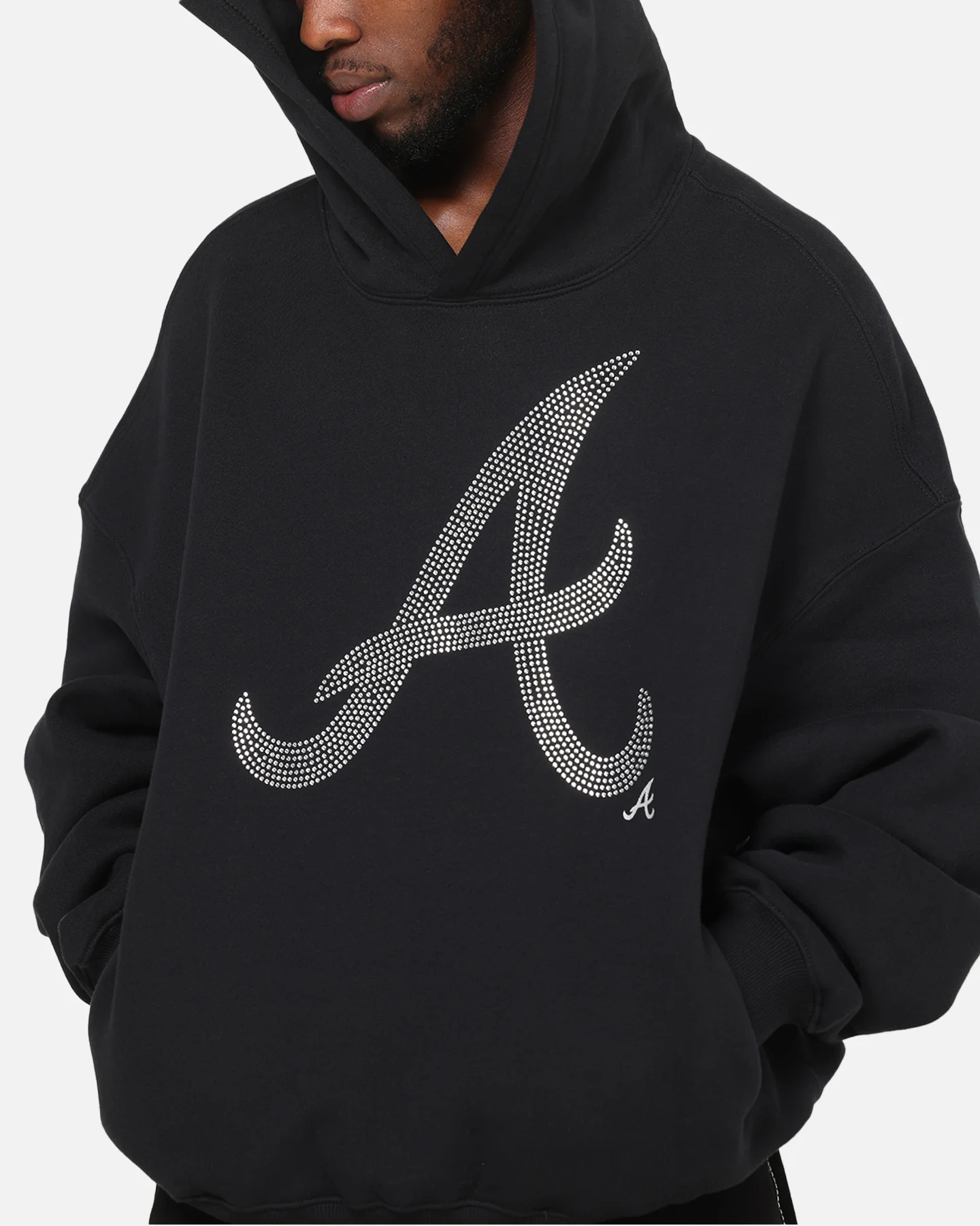 Mitchell & Ness Atlanta Braves Rhinestone Hoodie Faded Black - Image 6