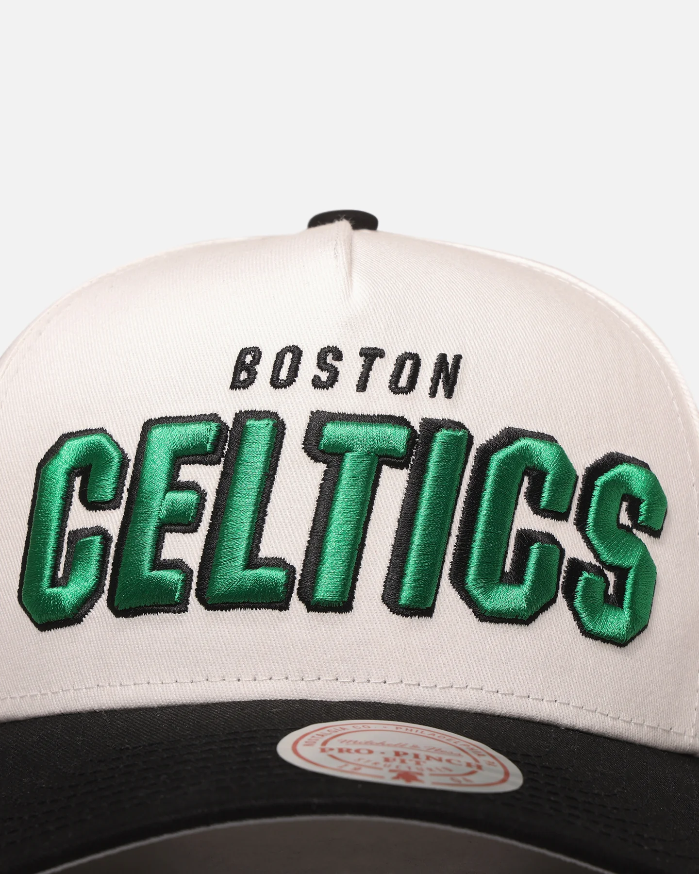 Mitchell & Ness Boston Celtics 'Draft Day' Pro Pinch Snapback White/Black - Image 5