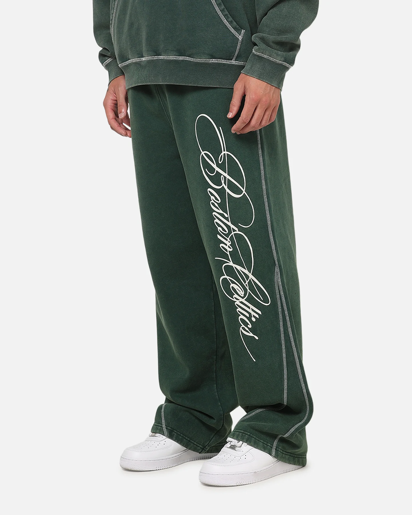 Mitchell & Ness Boston Celtics Star Script Relaxed Track Pants Pine Green - Image 6