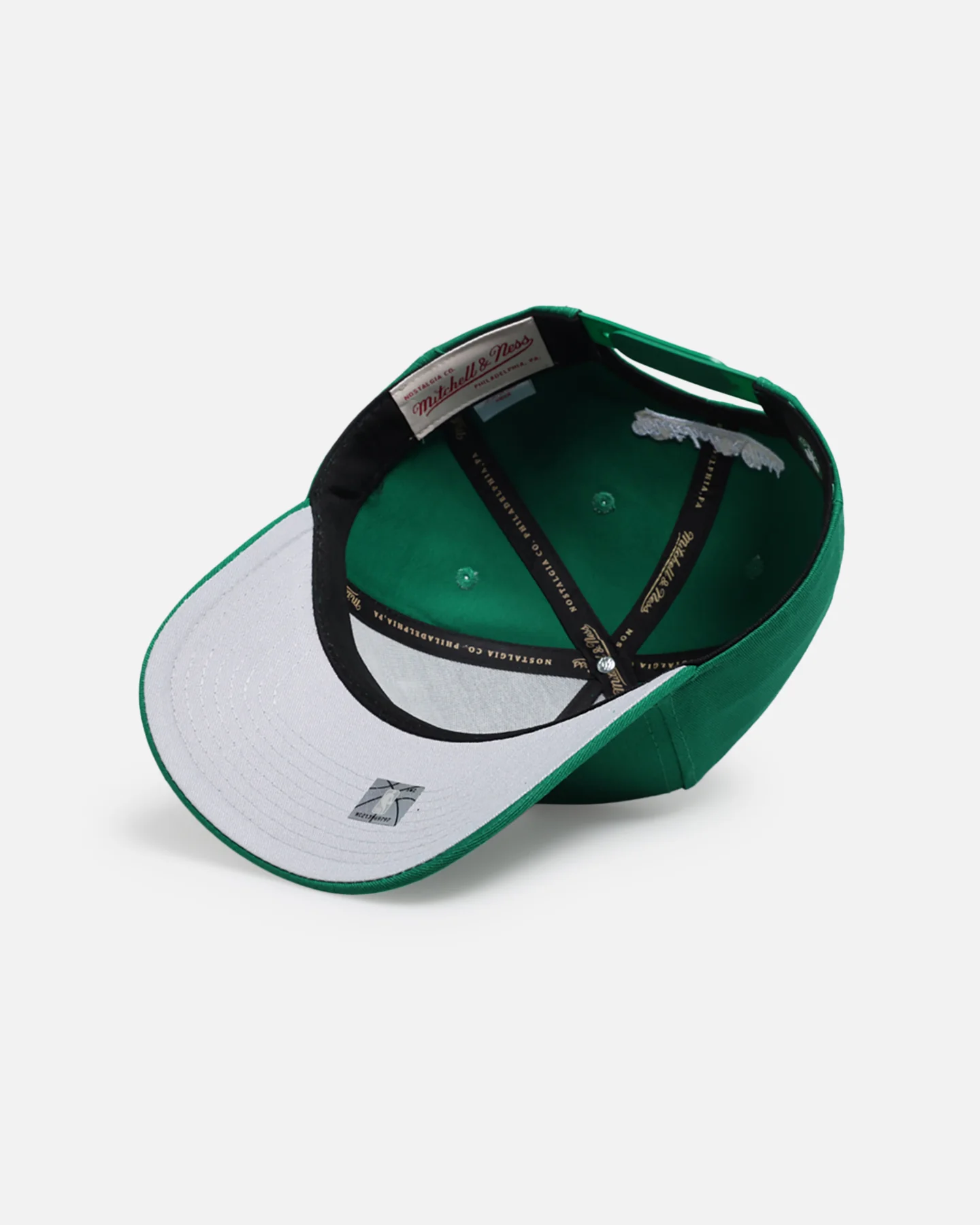 Mitchell & Ness Boston Celtics 'Upside Down Logo' Pro Pinch Snapback Green - Image 6