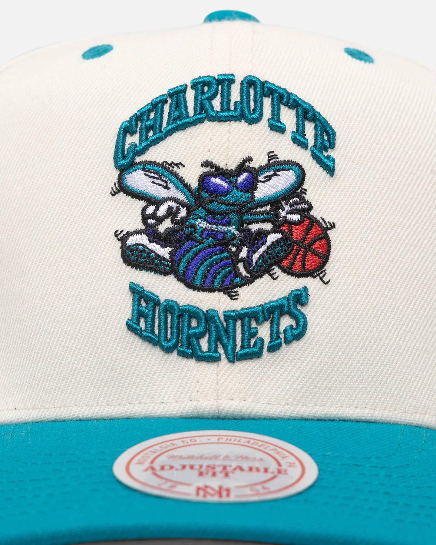 Mitchell & Ness Charlotte Hornets Go Team Go OG Snapback Vintage Cream - Image 5