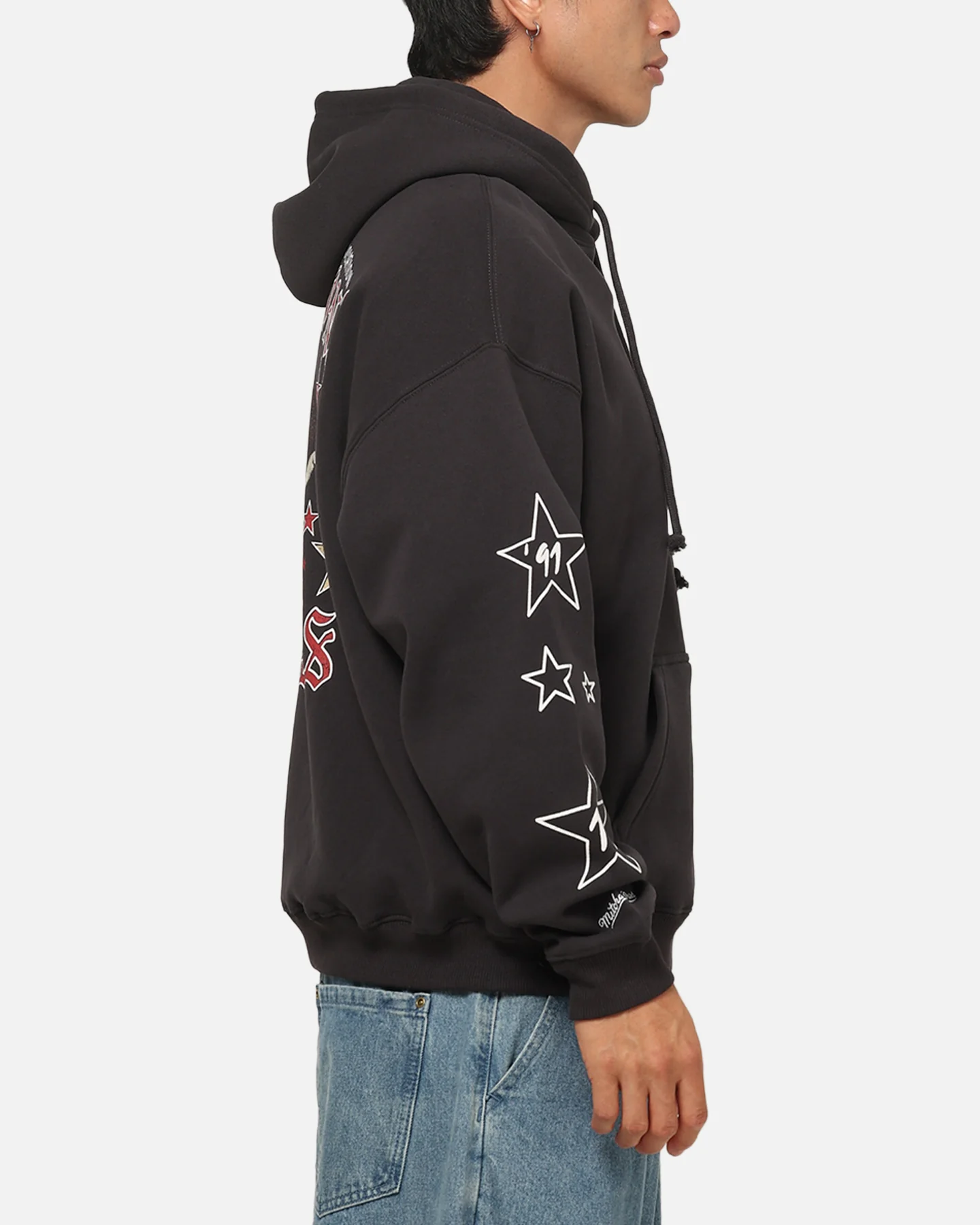 Mitchell & Ness Chicago Bulls Blackletter Champs Box Hoodie Washed Black - Image 5