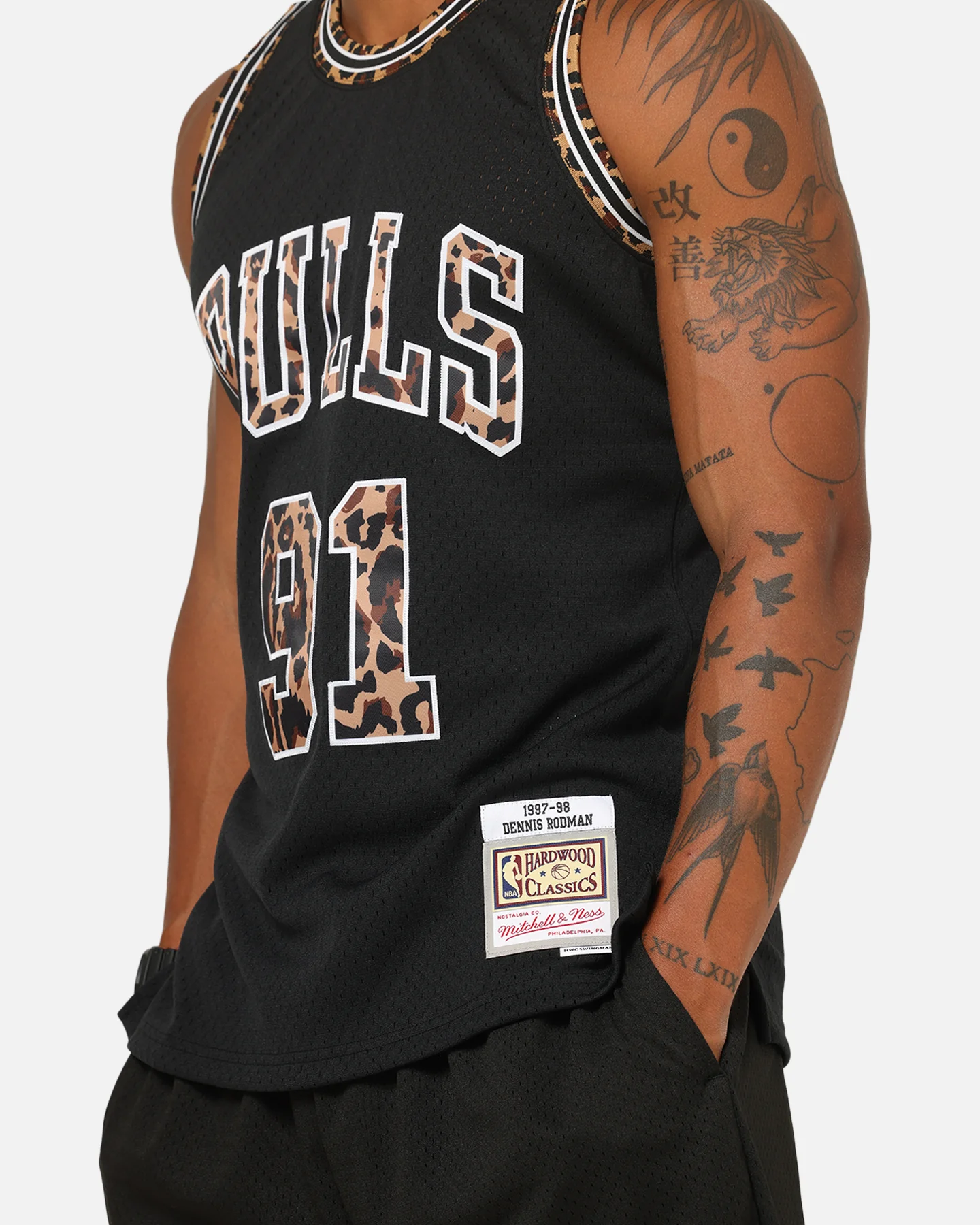 Mitchell & Ness Chicago Bulls Dennis Rodman 'Leopard' Swing Jersey Black/Leopard - Image 9