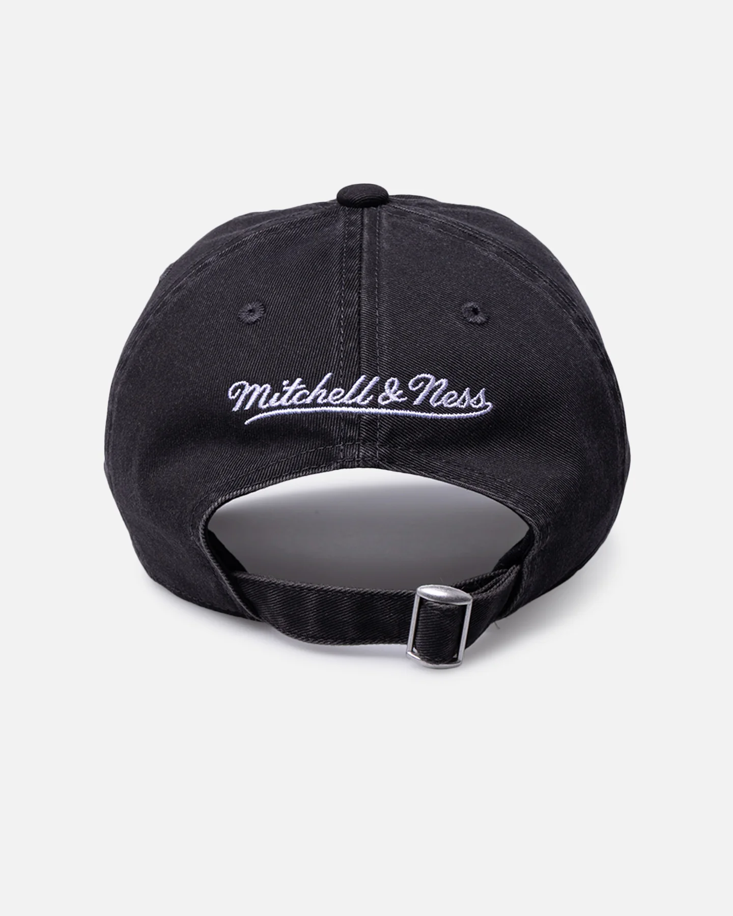 Mitchell & Ness Chicago Bulls 'It's Over' Dad Fit Strapback Black - Image 2