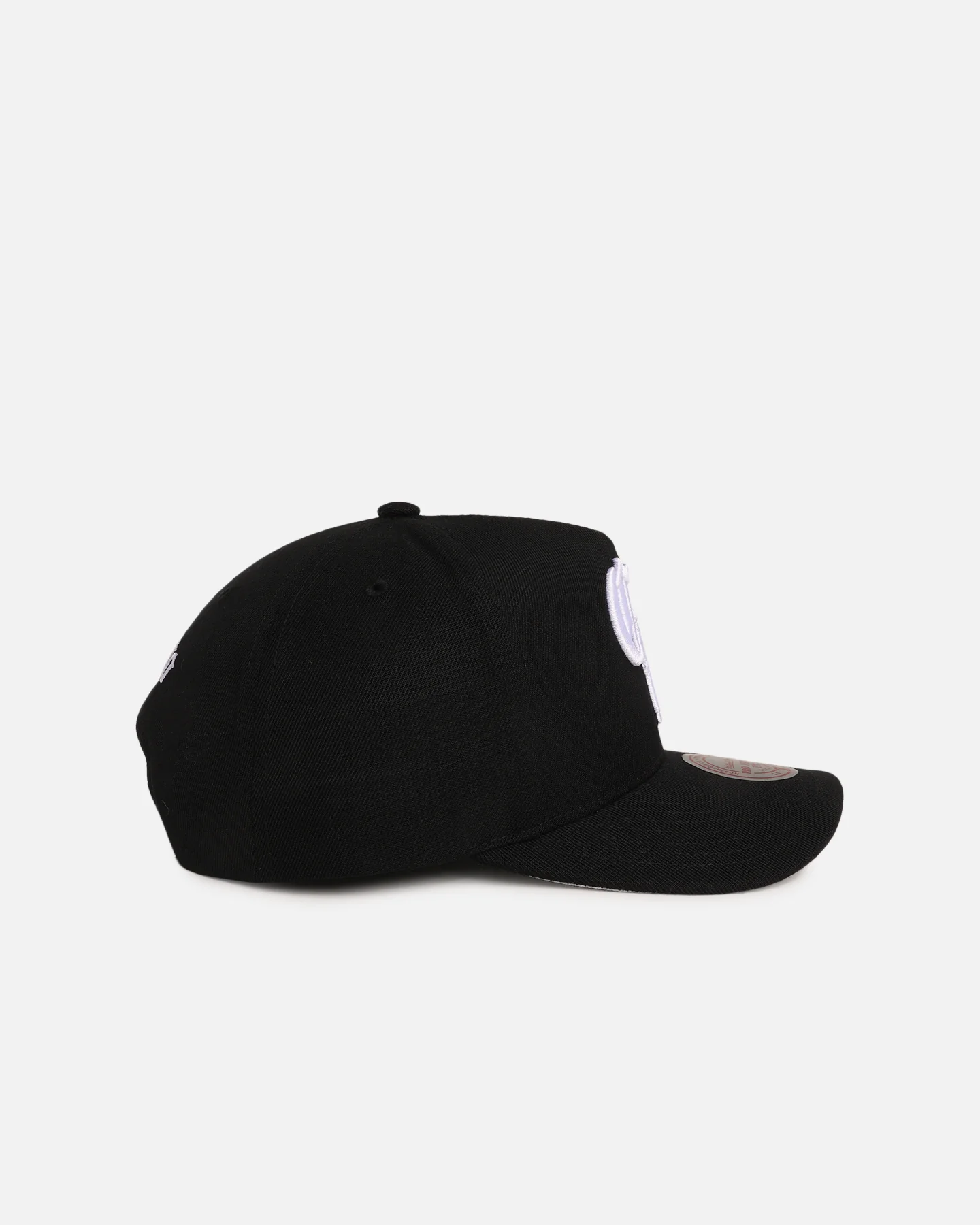 Mitchell & Ness Chicago Bulls 'Monogram' Pro Pinch Snapback Black - Image 3