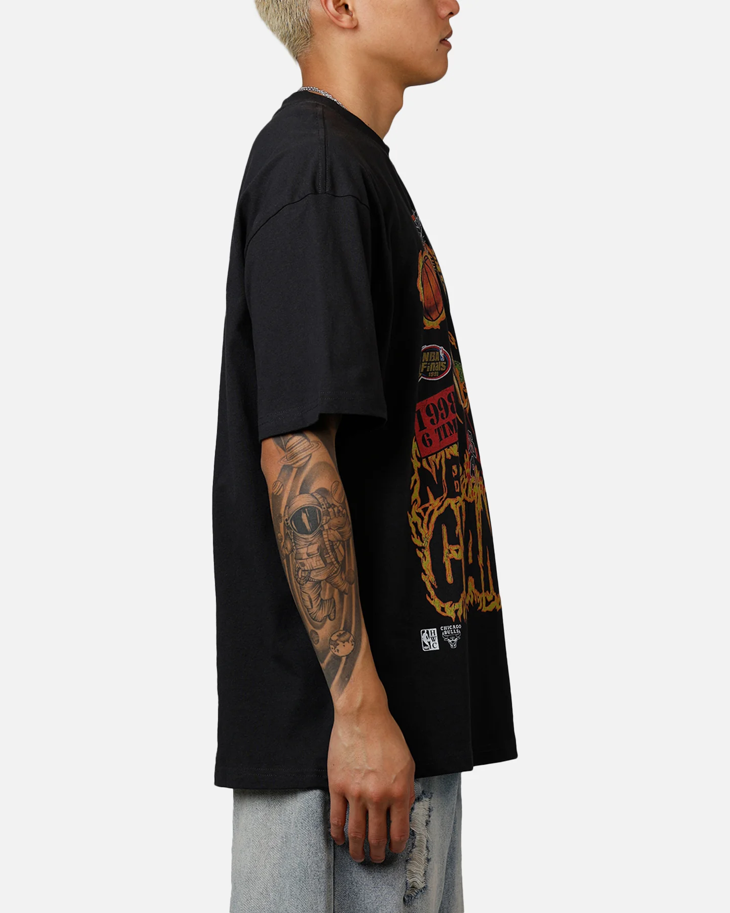 Mitchell & Ness Chicago Bulls On Fire T-Shirt Faded Black - Image 4