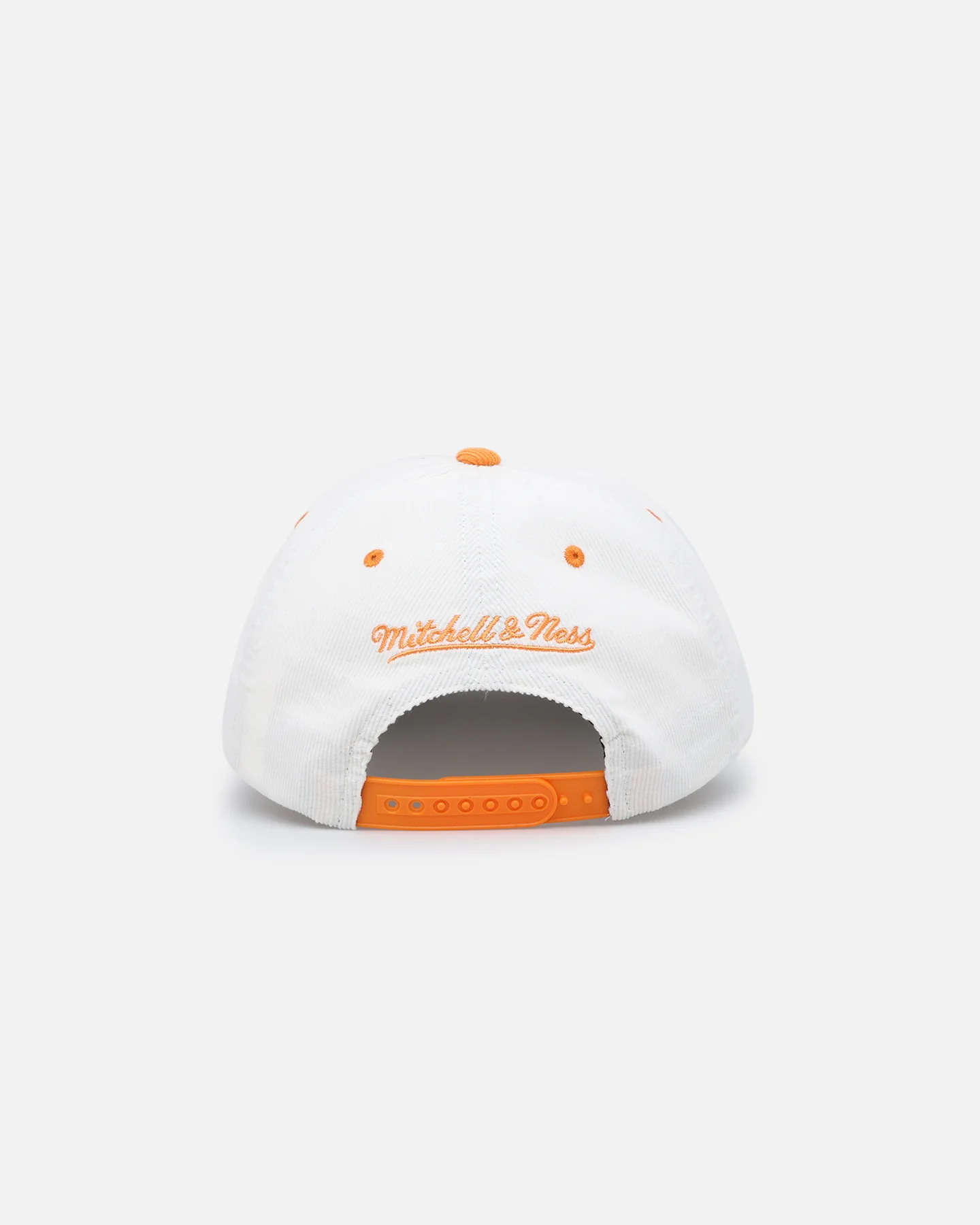 Mitchell & Ness Chicago Bulls Pastel Corduroy Snapback White Cream/Orange - Image 2