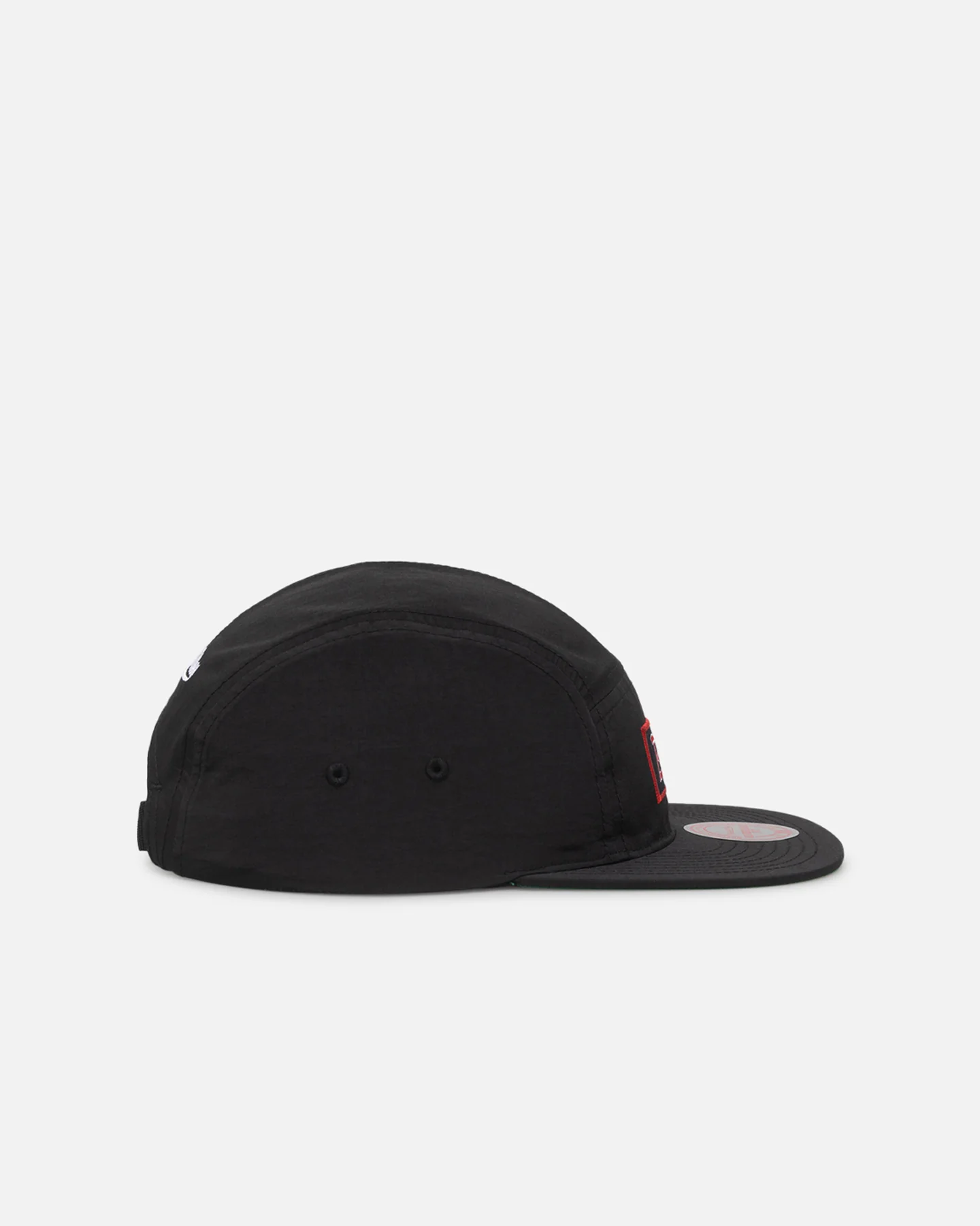 Mitchell & Ness Chicago Bulls Team Logo Camper Strapback Black - Image 3