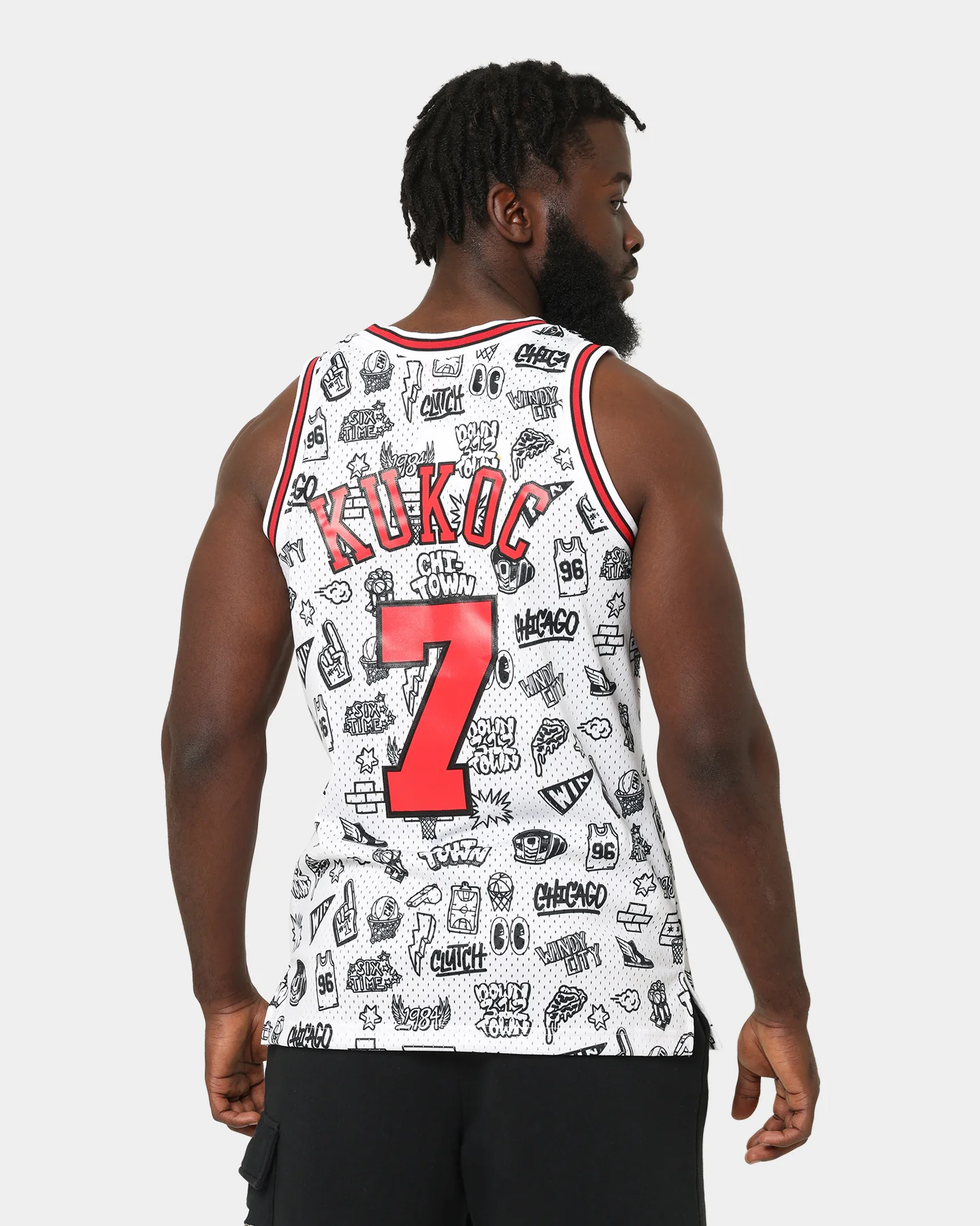 Mitchell & Ness Chicago Bulls Toni Kukoč #7 1997-1998 Doodle Swingman Jersey White - Image 2