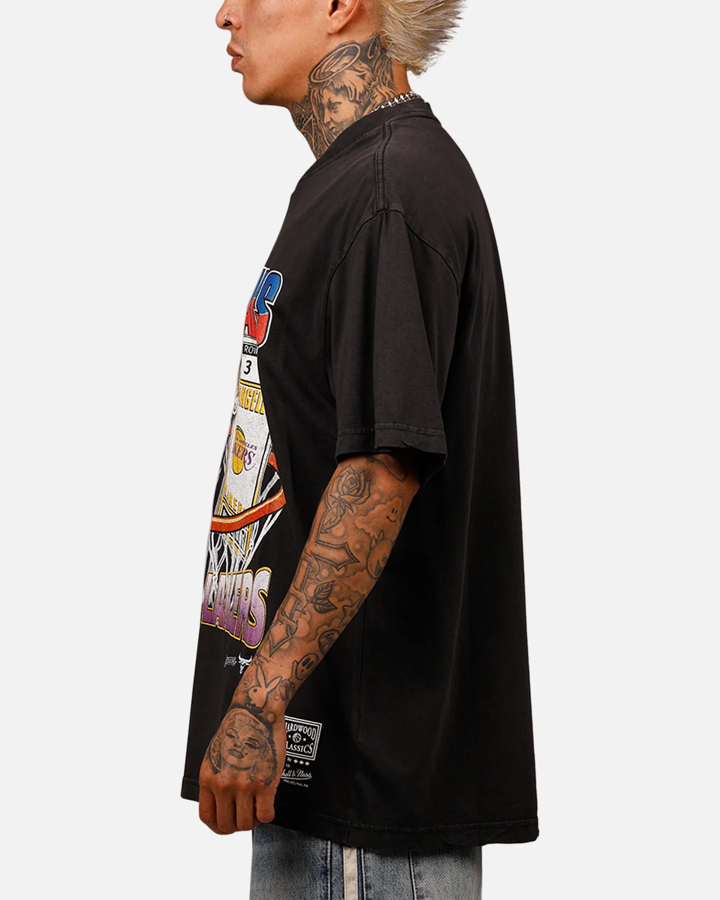 Mitchell & Ness Chicago Bulls Vs Los Angeles Lakers Stub T-Shirt Overdyed Black - Image 5
