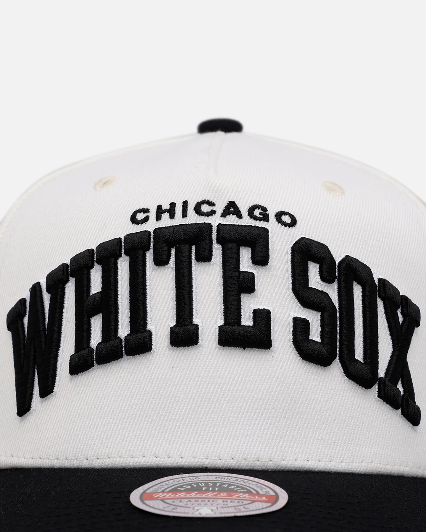 Mitchell & Ness Chicago White Sox 'Arch' MVP Snapback Cream - Image 5