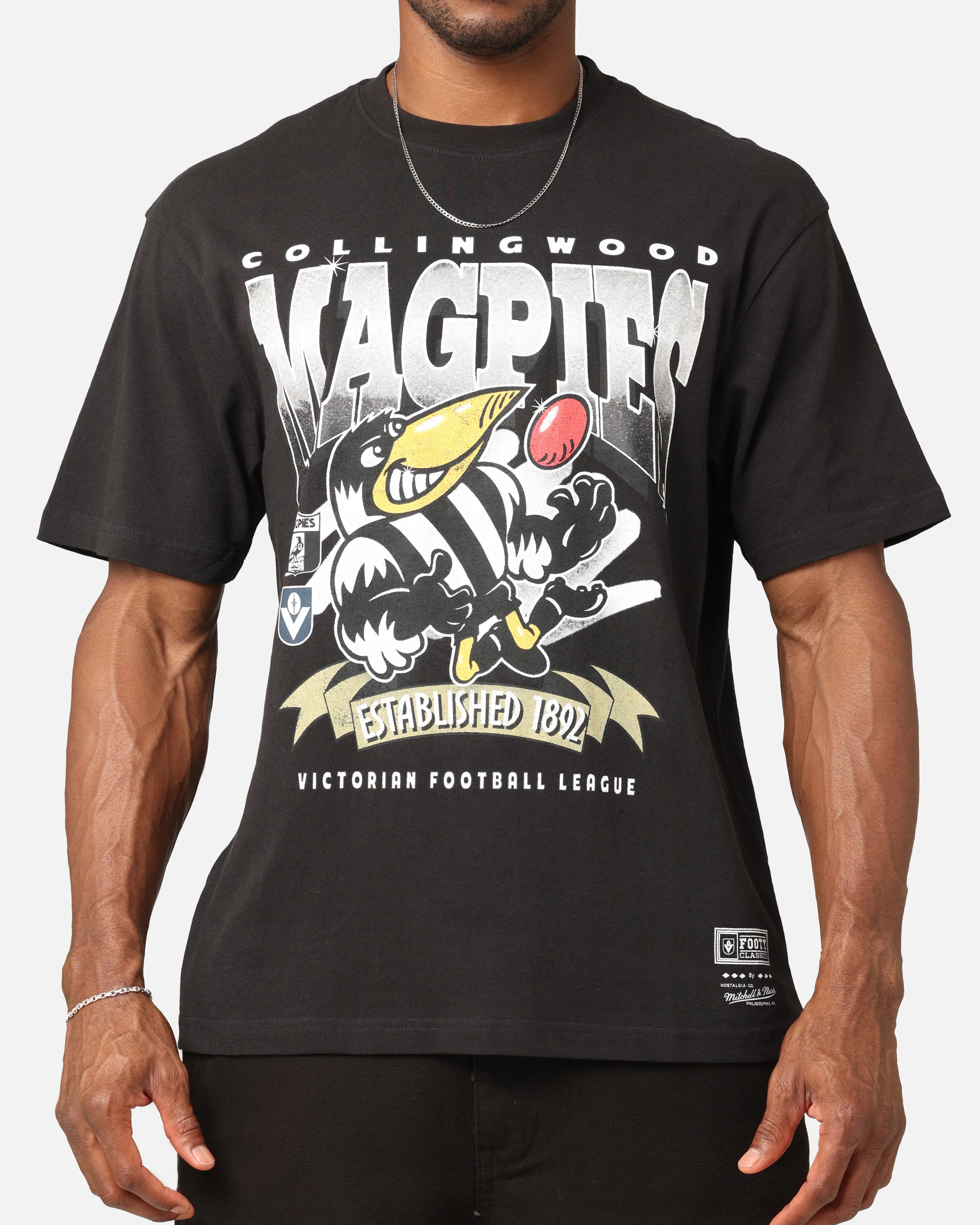 Mitchell & Ness Collingwood Magpies Character T-Shirt Faded Black - Image 4