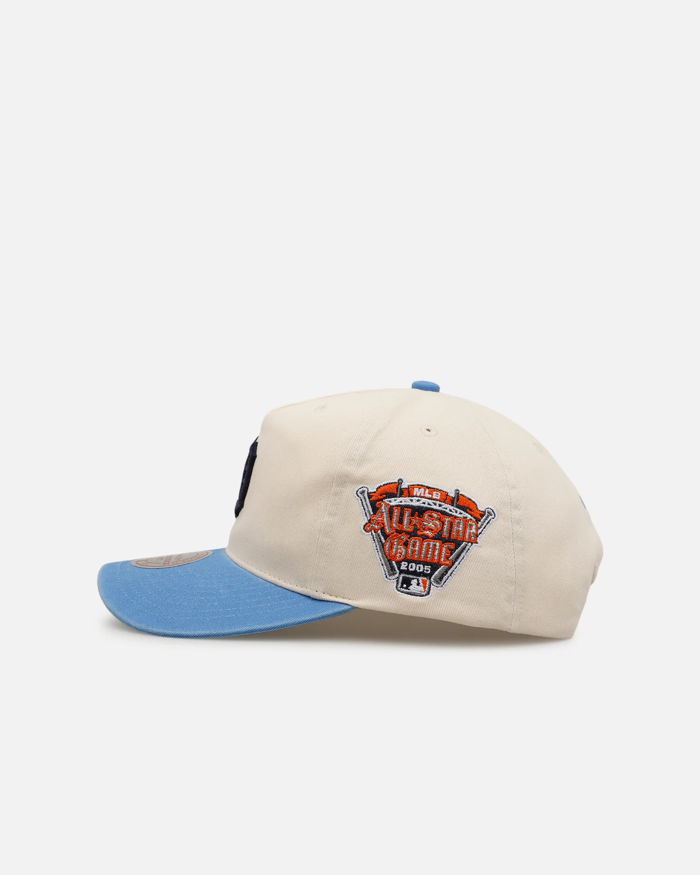 Mitchell & Ness Detroit Tigers 'Washed Cotton' Deadstock Snapback Off White - Image 4