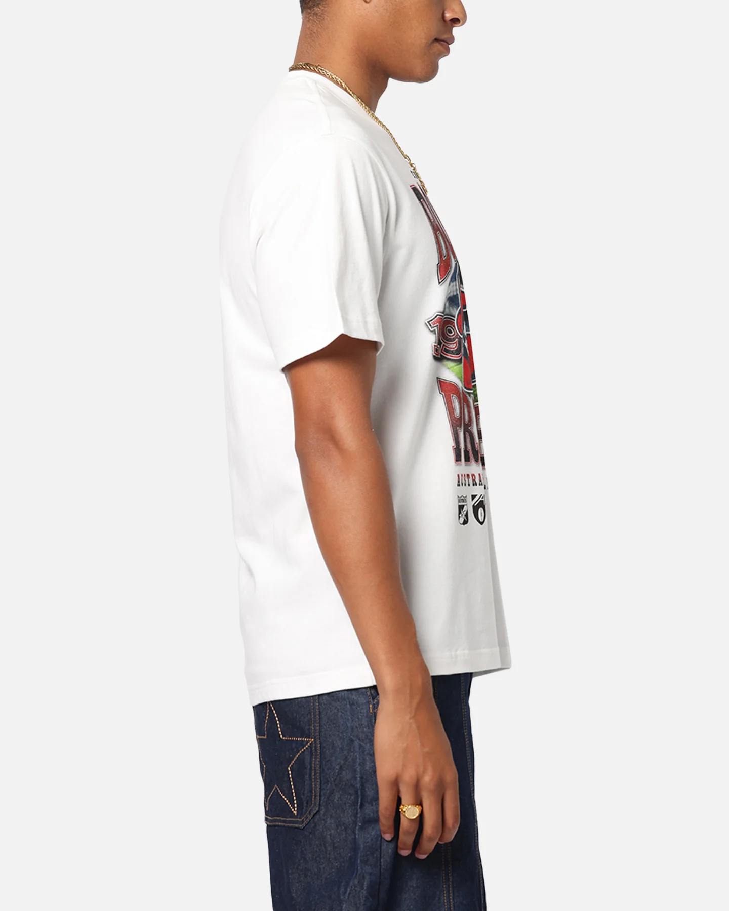 Mitchell & Ness Essendon Bombers Mascot T-Shirt Vintage White - Image 4