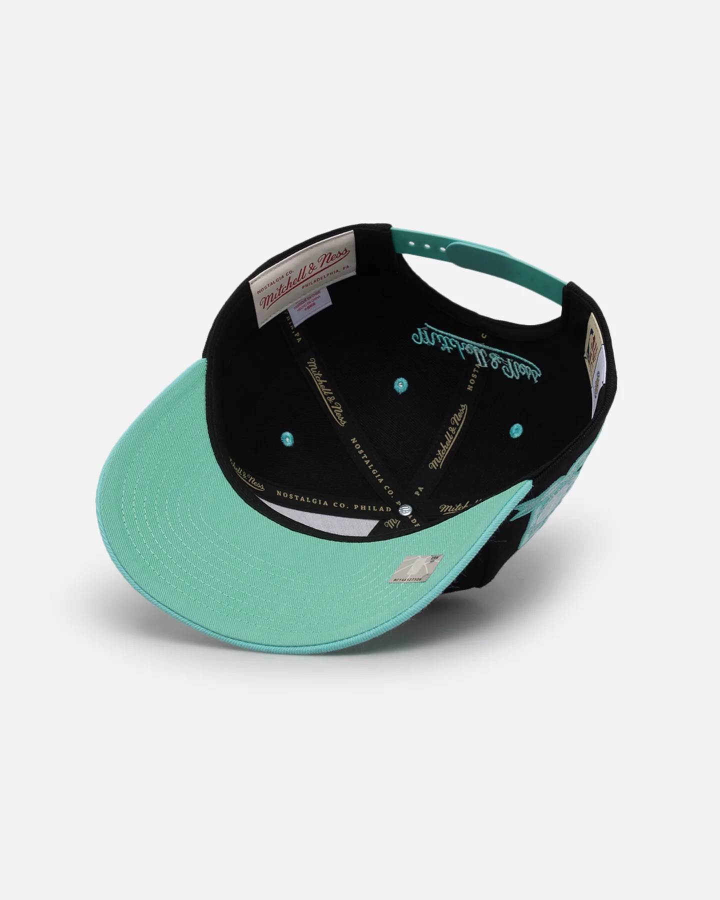 Mitchell & Ness Golden State Warriors "Ice Blue" Script Origin Snapback Black/Ice Blue - Image 6