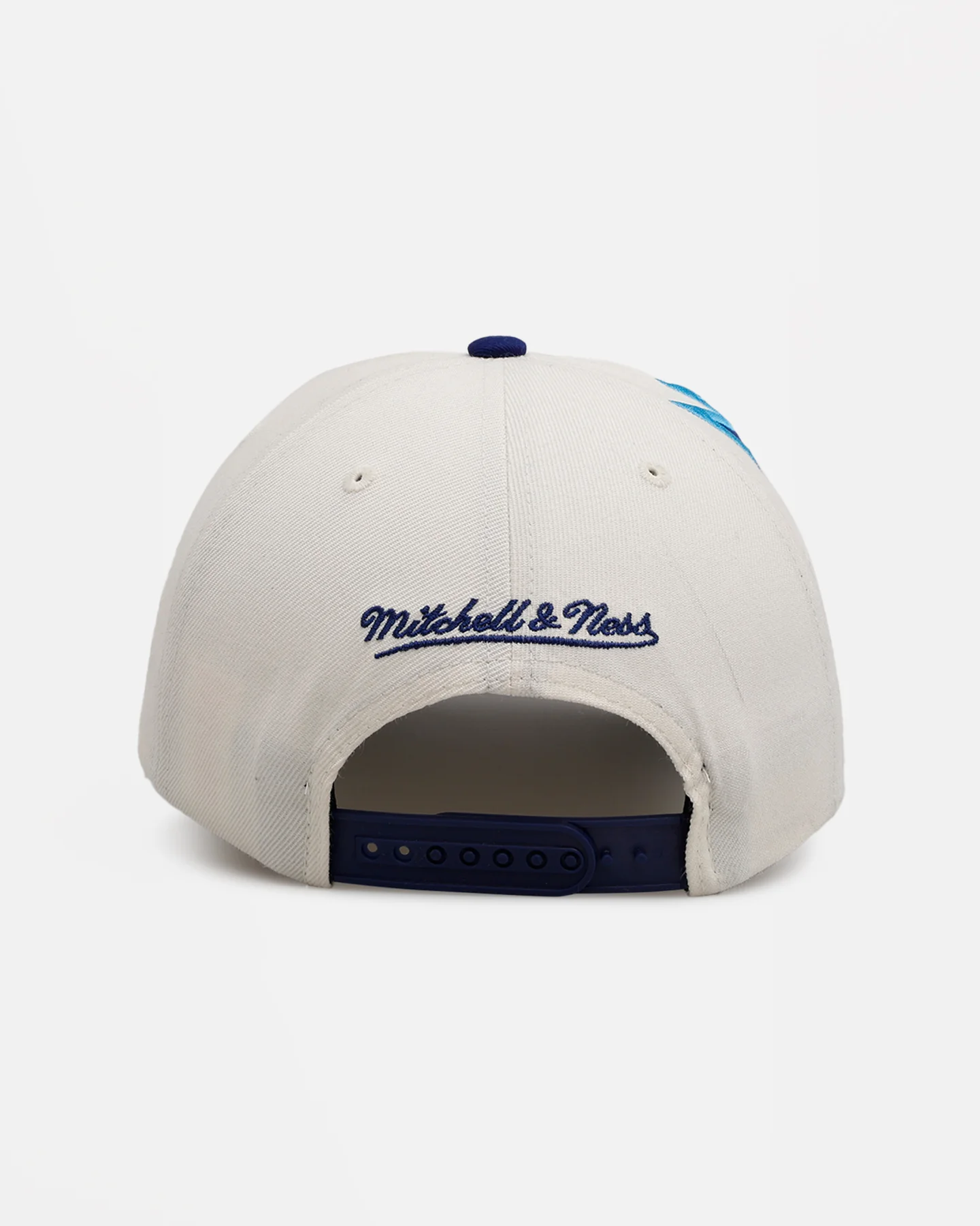 Mitchell & Ness Houston Rockets 'Shark Tooth' Pro Pinch Snapback Cream/Navy - Image 2