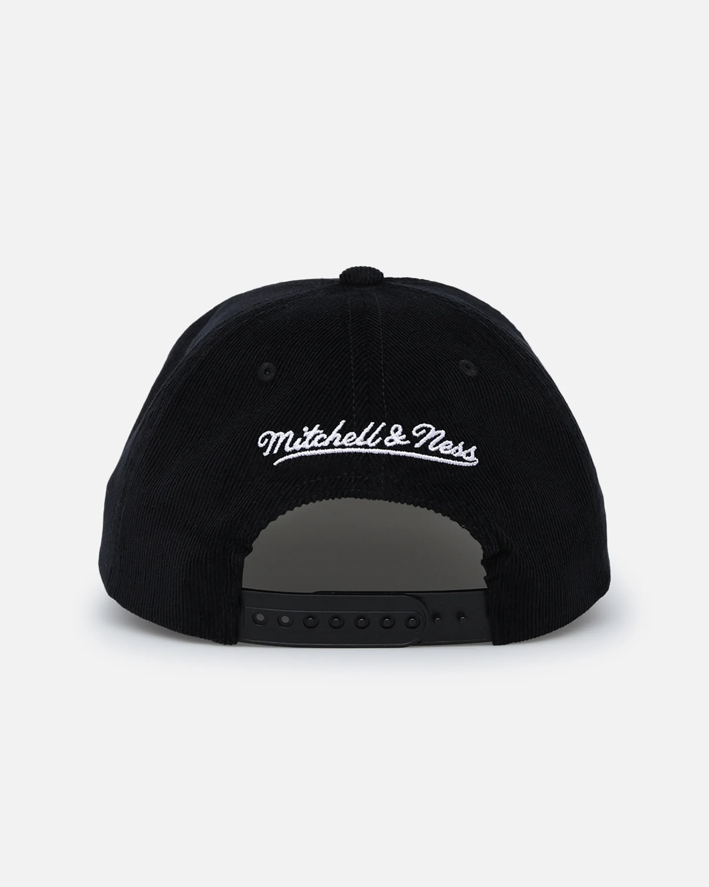 Mitchell & Ness Las Vegas Raiders Centre Circle Origin Snapback Black/Grey - Image 3