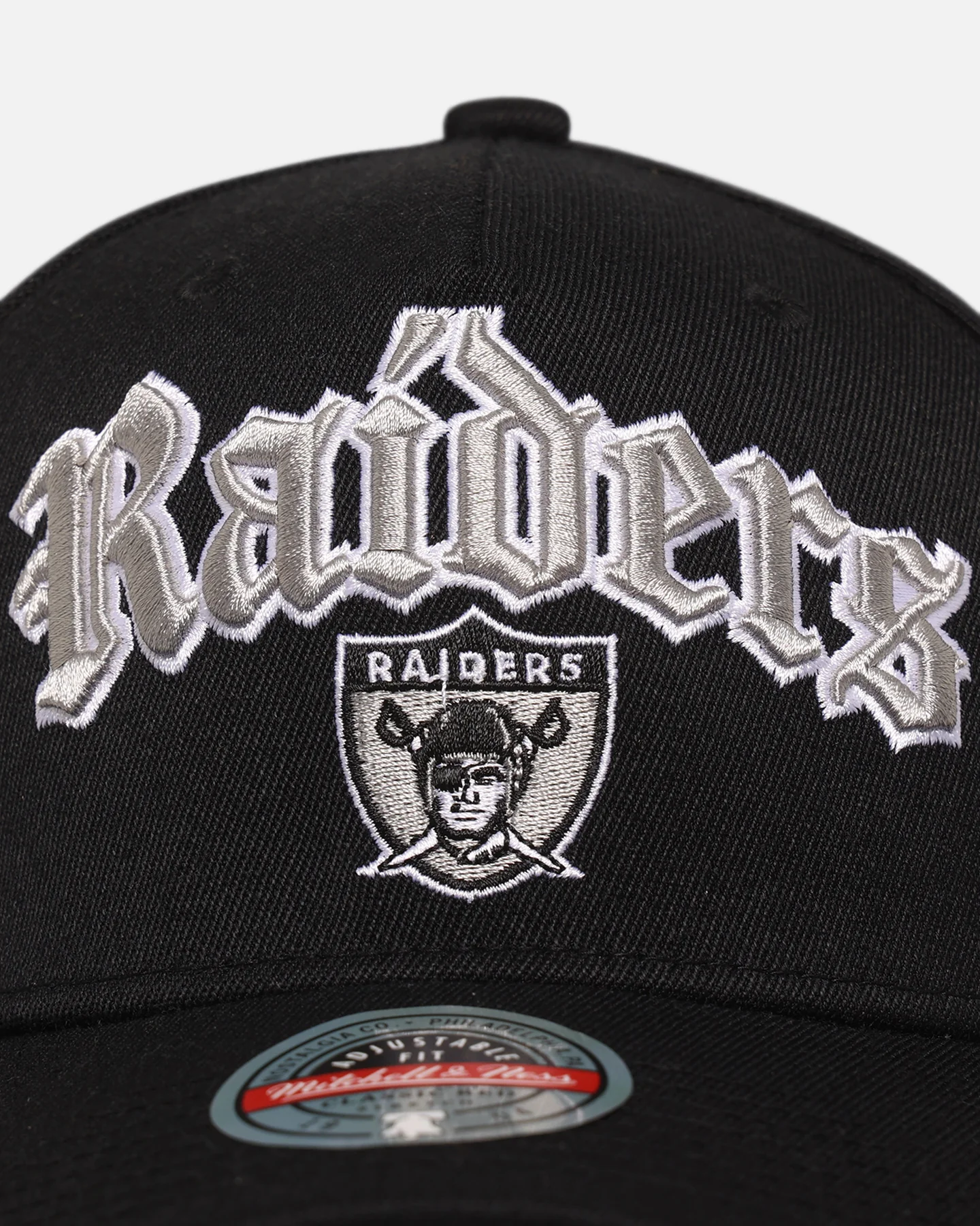 Mitchell & Ness Las Vegas Raiders 'Old English Classic' MVP Snapback Black - Image 5